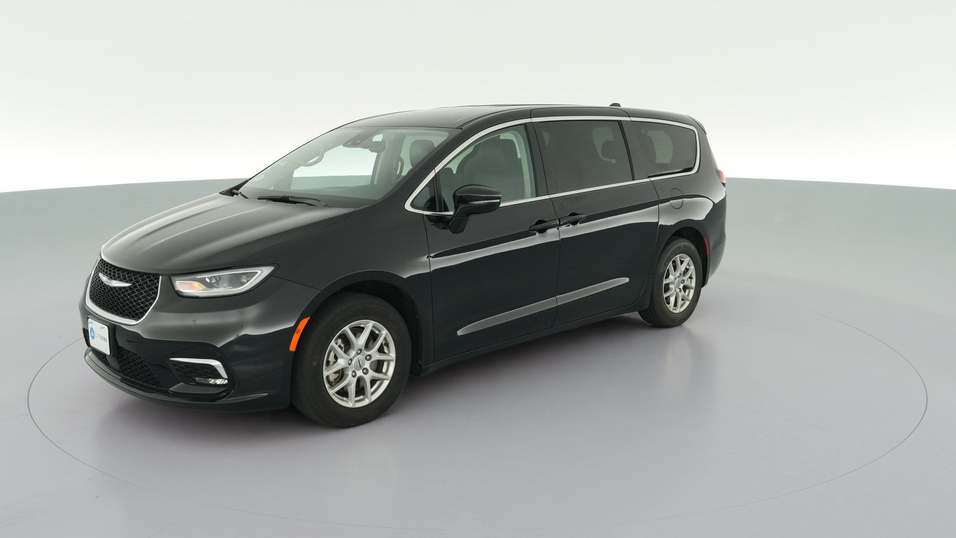 2024 Chrysler Pacifica vehicle photo