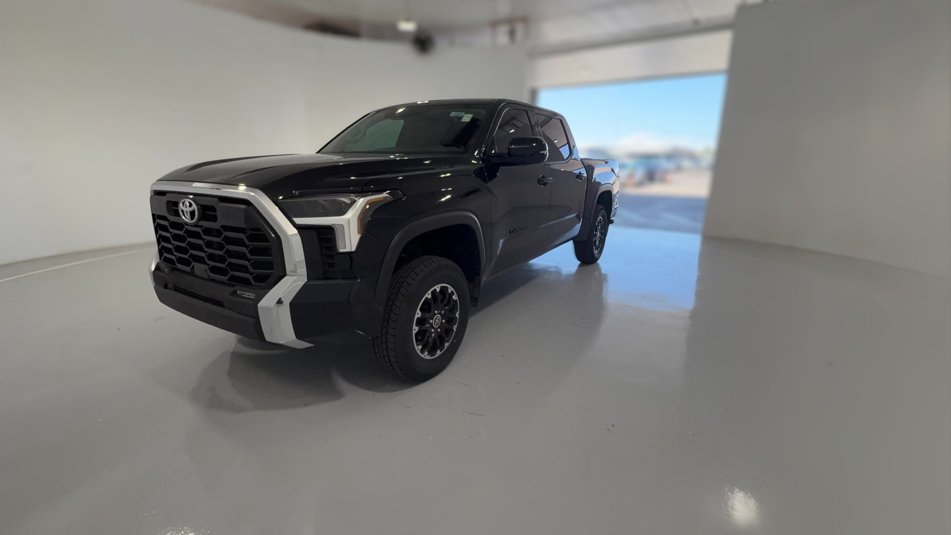 2024 Toyota Tundra CrewMax vehicle photo