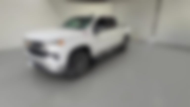2024 Chevrolet Silverado 1500 Crew Cab vehicle photo