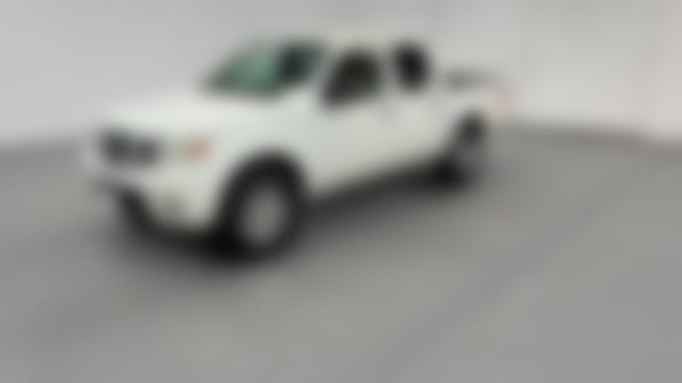 2014 Nissan Frontier Crew Cab vehicle photo