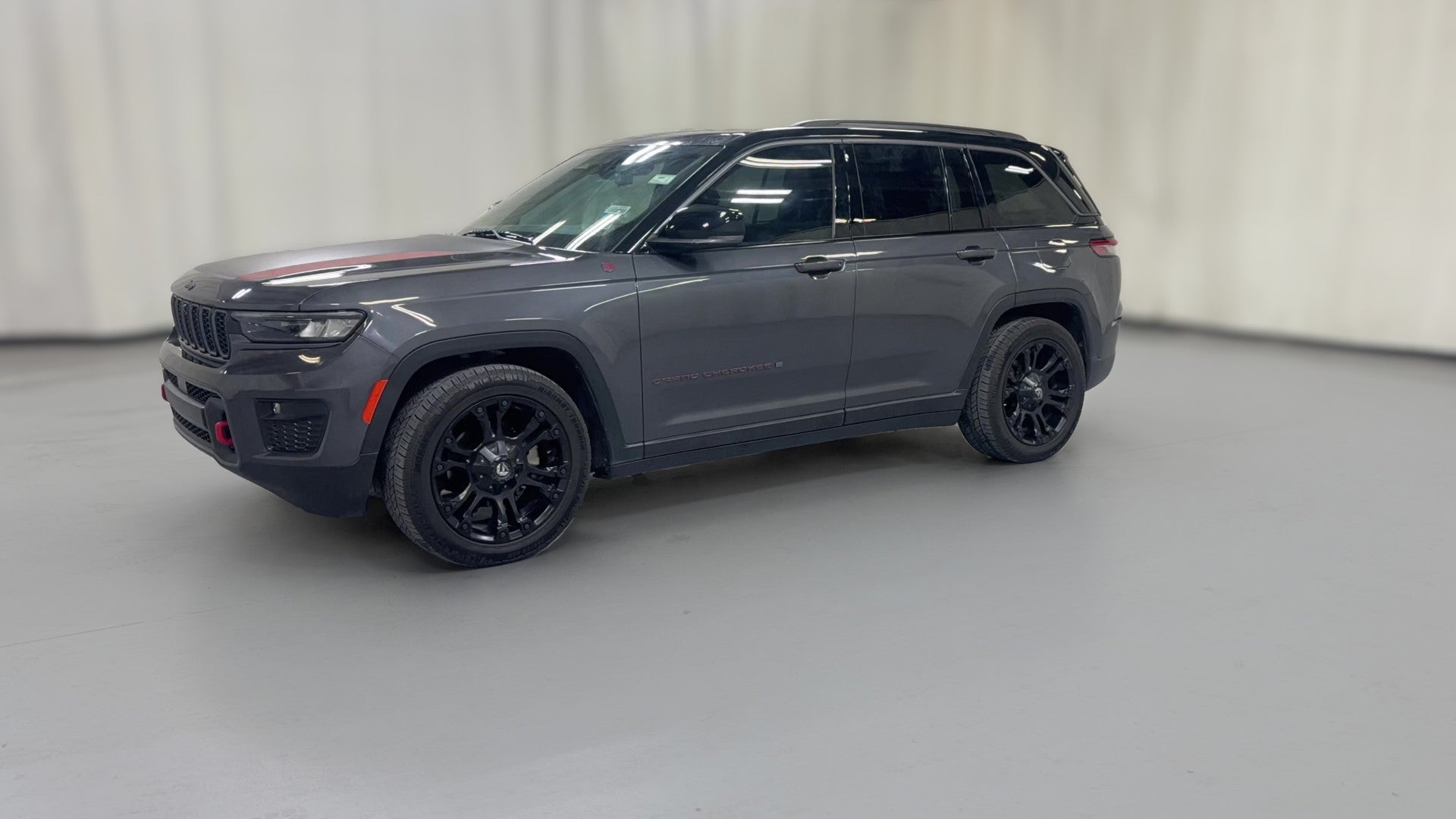 2022 Jeep Grand Cherokee vehicle photo