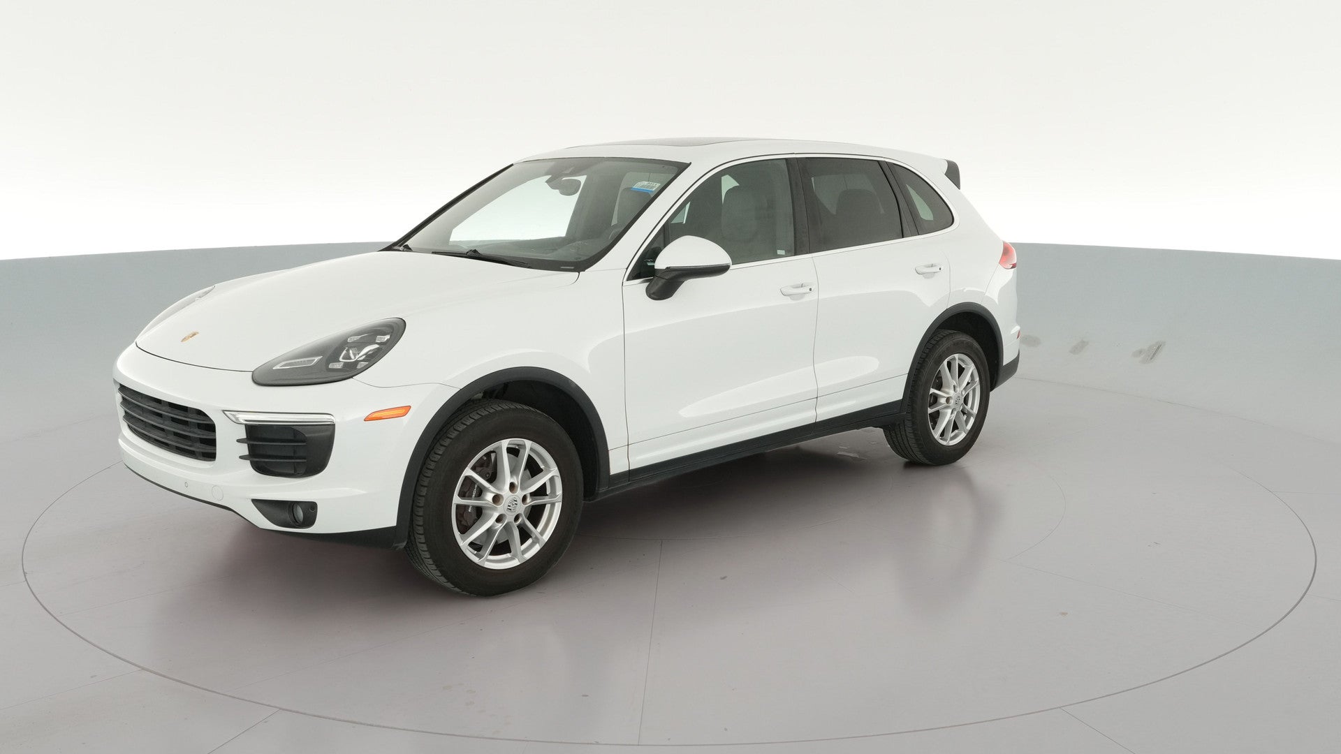 2016 Porsche Cayenne vehicle photo