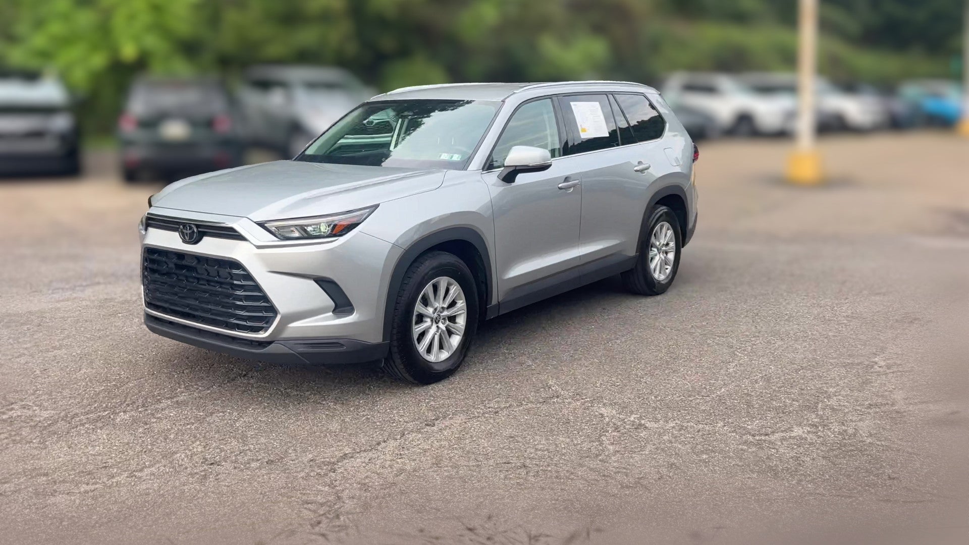 2025 Toyota Grand Highlander vehicle photo
