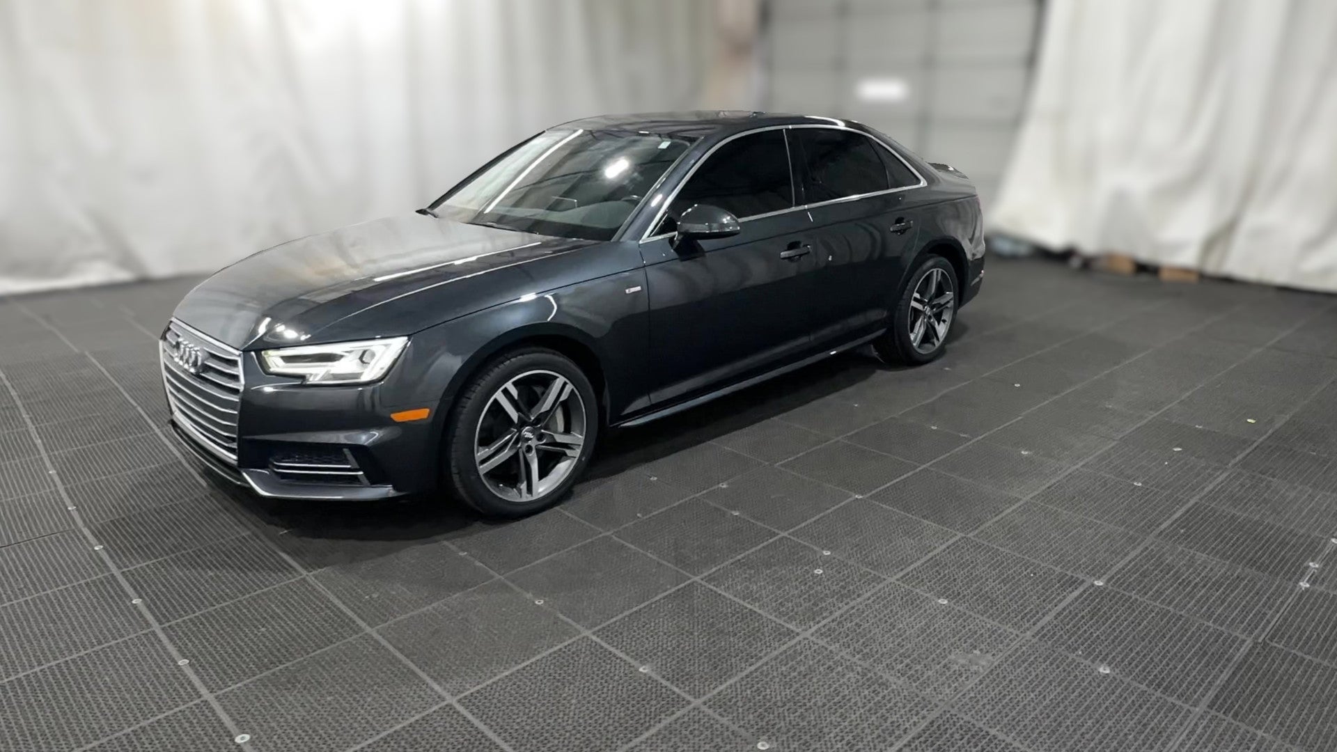 2018 Audi A4 vehicle photo