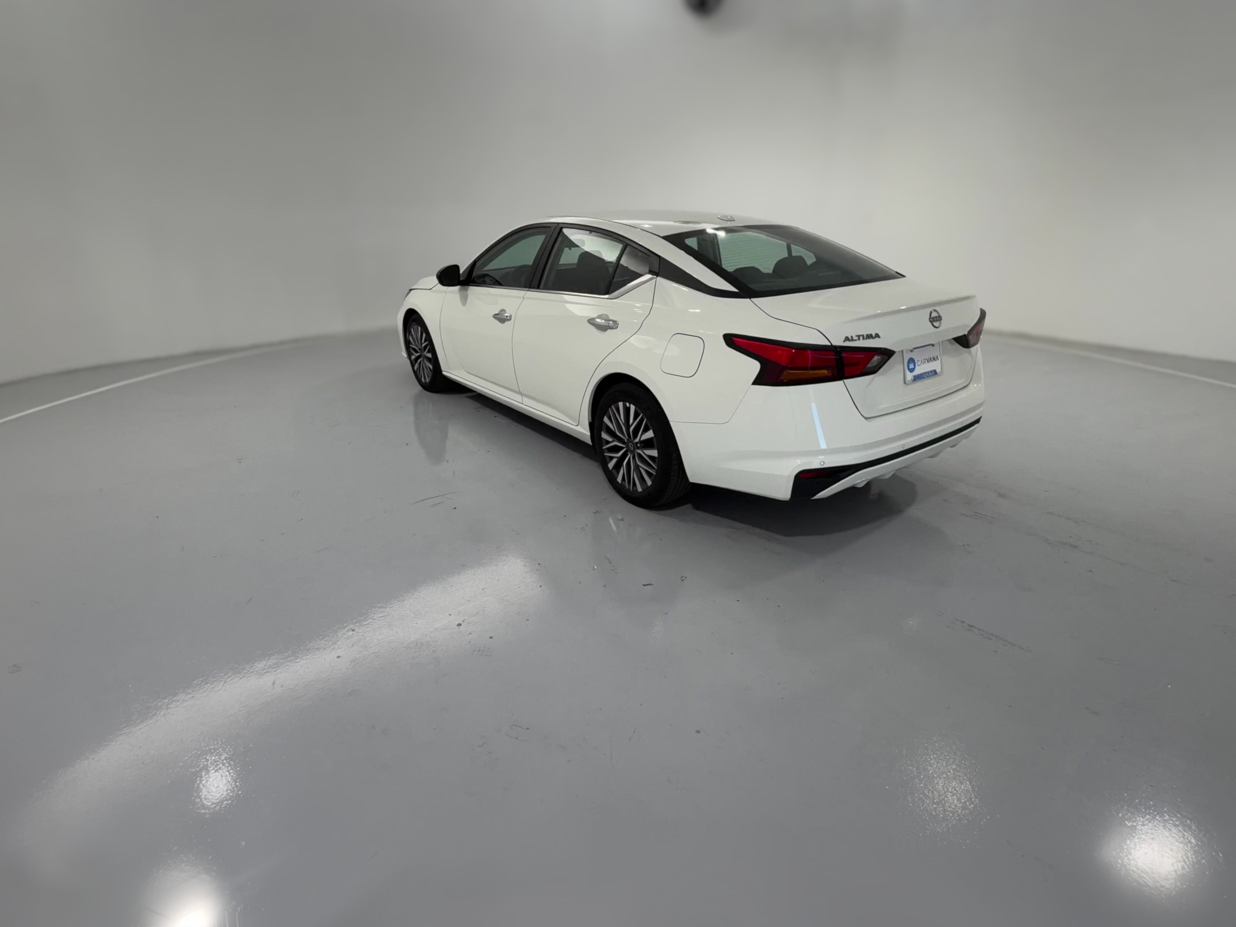 2025 Nissan Altima SV - Photo 23