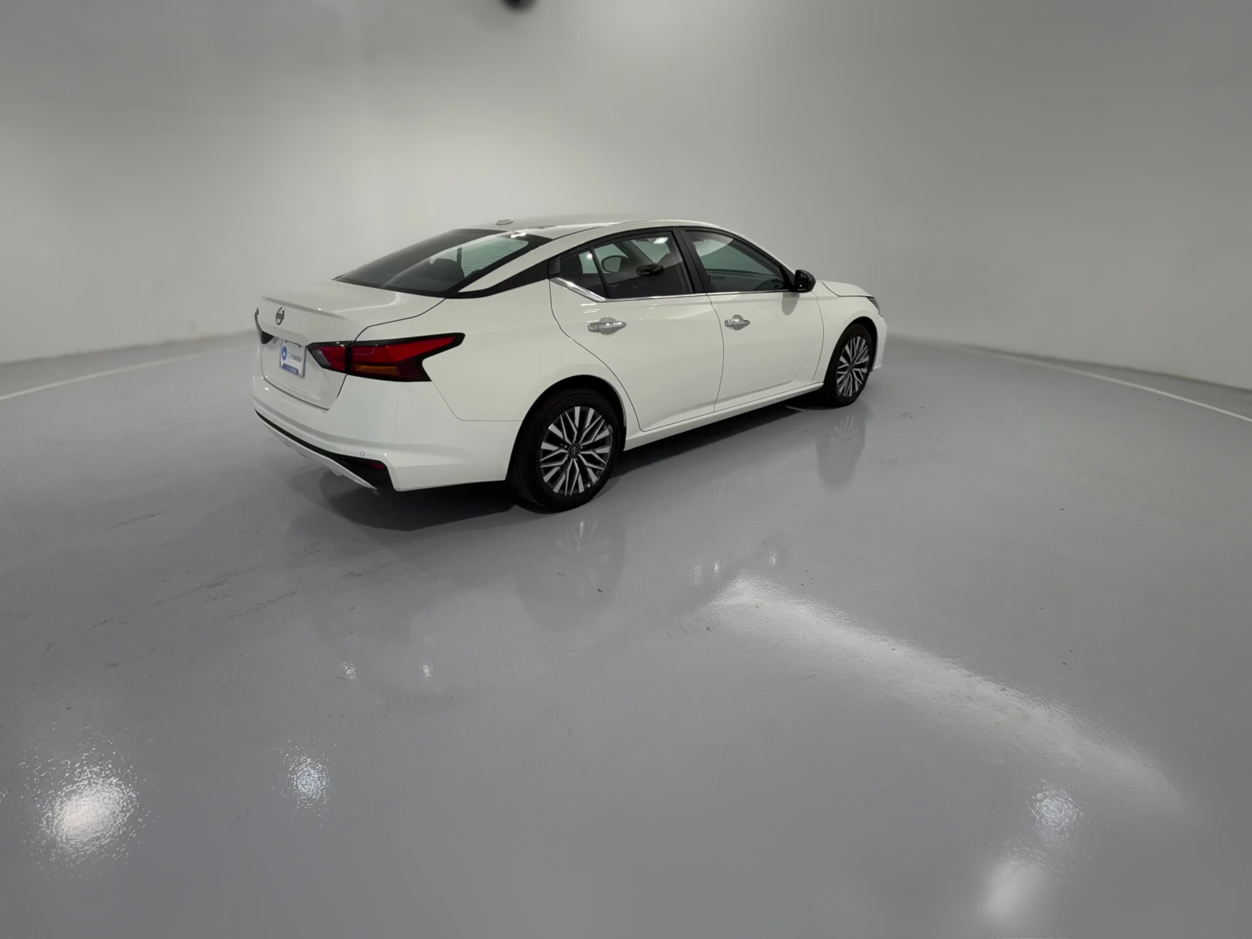2025 Nissan Altima SV - Photo 27