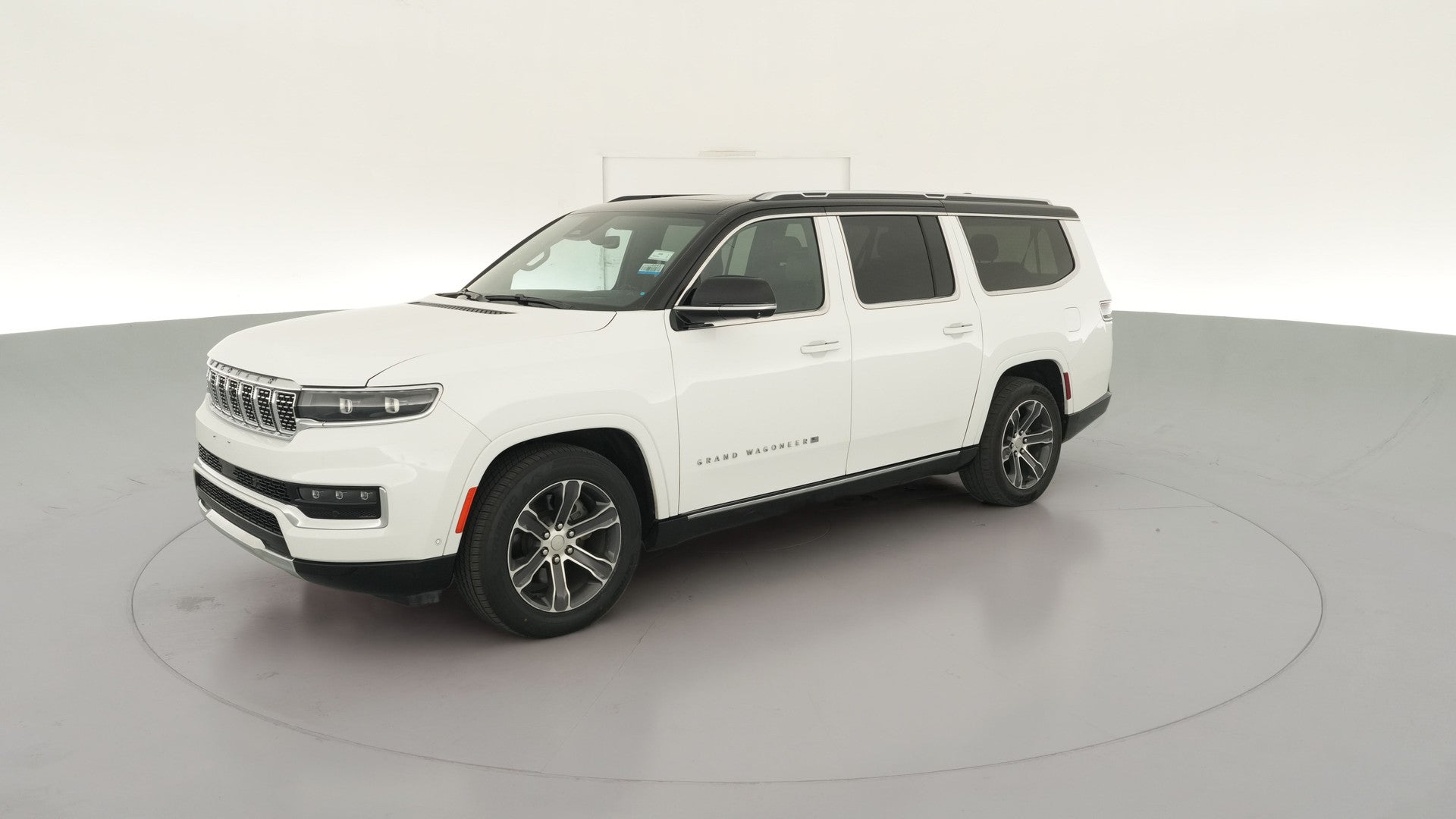 2024 Jeep Grand Wagoneer L vehicle photo