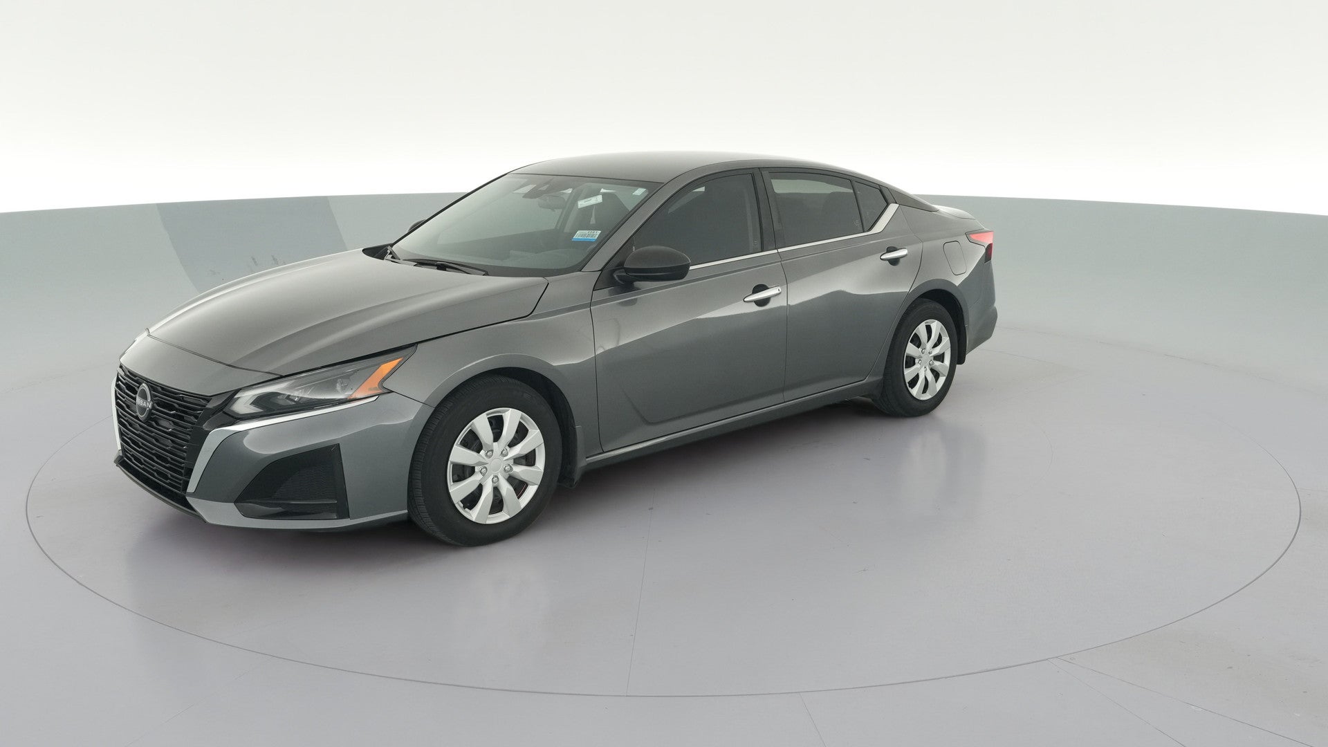 2024 Nissan Altima vehicle photo