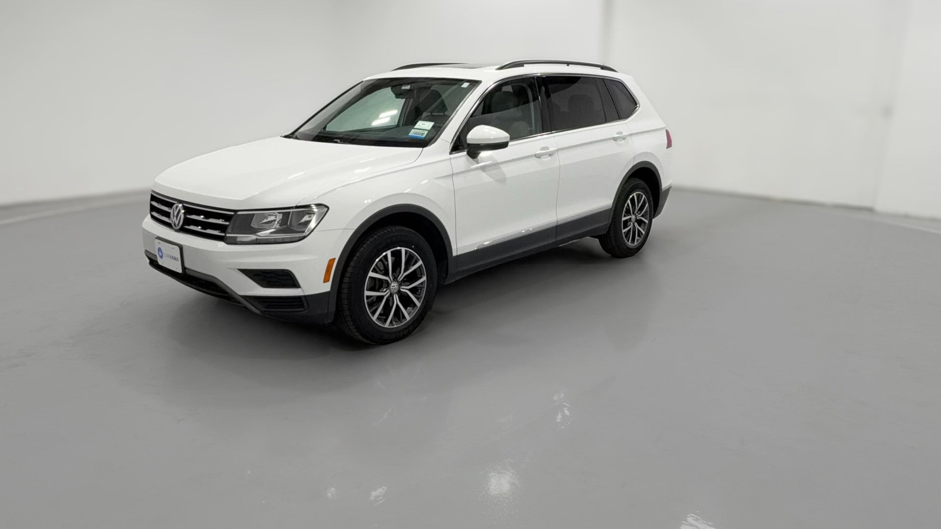 2020 Volkswagen Tiguan vehicle photo