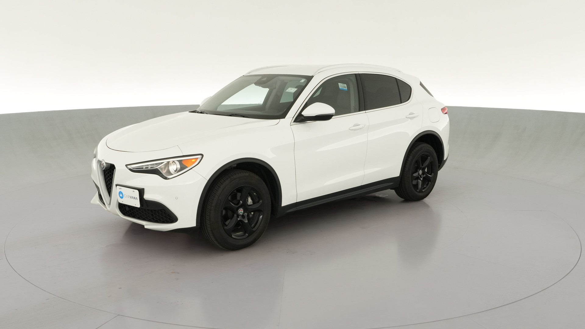 2021 Alfa Romeo Stelvio vehicle photo
