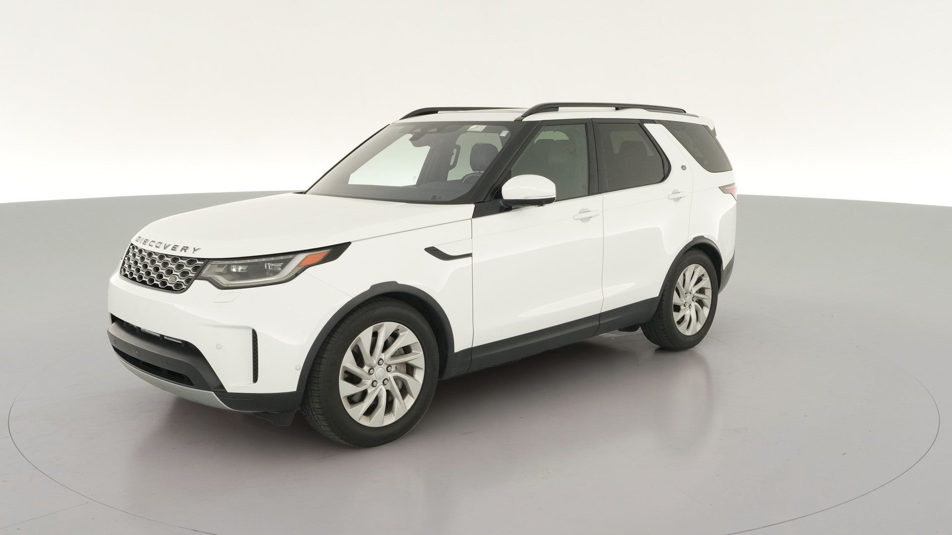 2021 Land Rover Discovery vehicle photo
