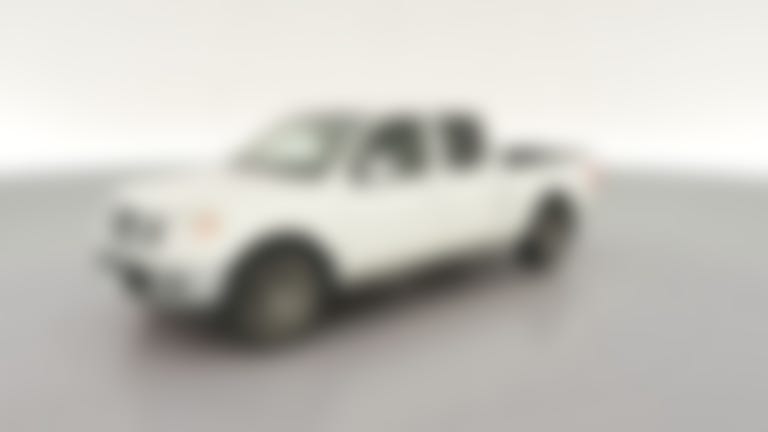 2014 Nissan Frontier Crew Cab vehicle photo