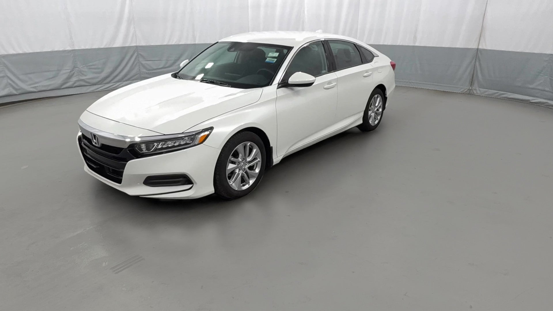 2018 Honda Accord vehicle photo