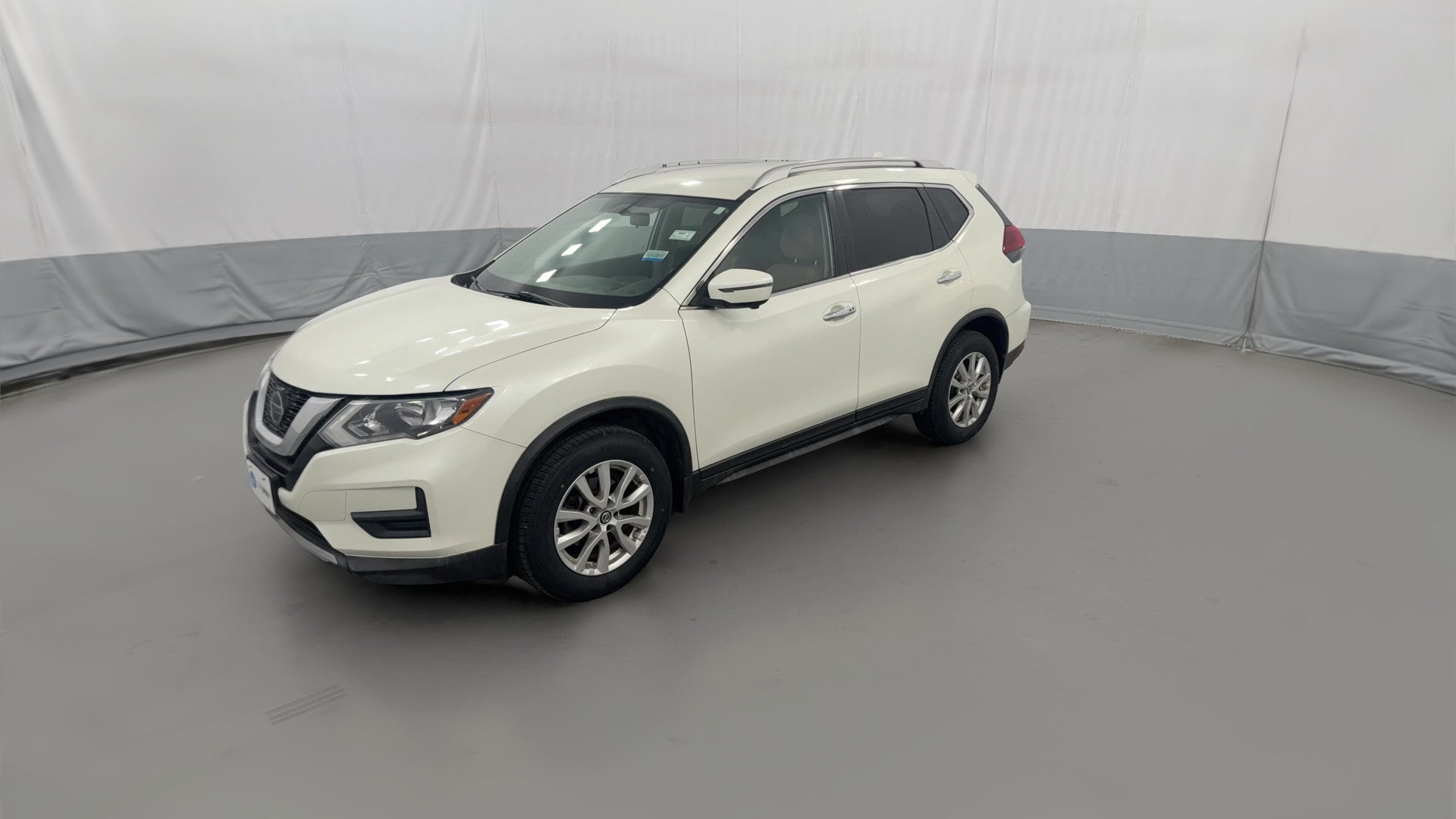 2018 Nissan Rogue vehicle photo