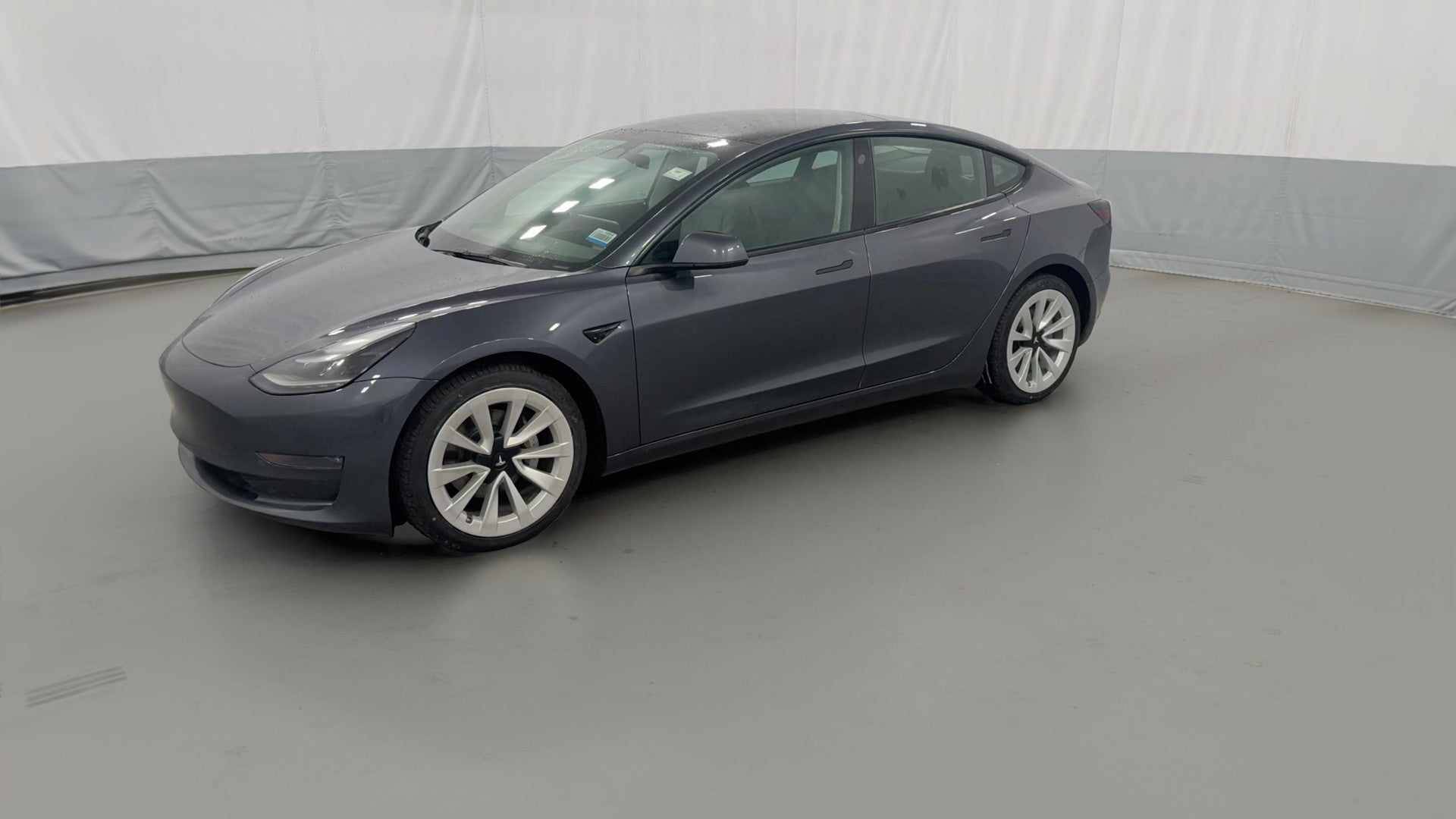 2022 Tesla Model 3 vehicle photo