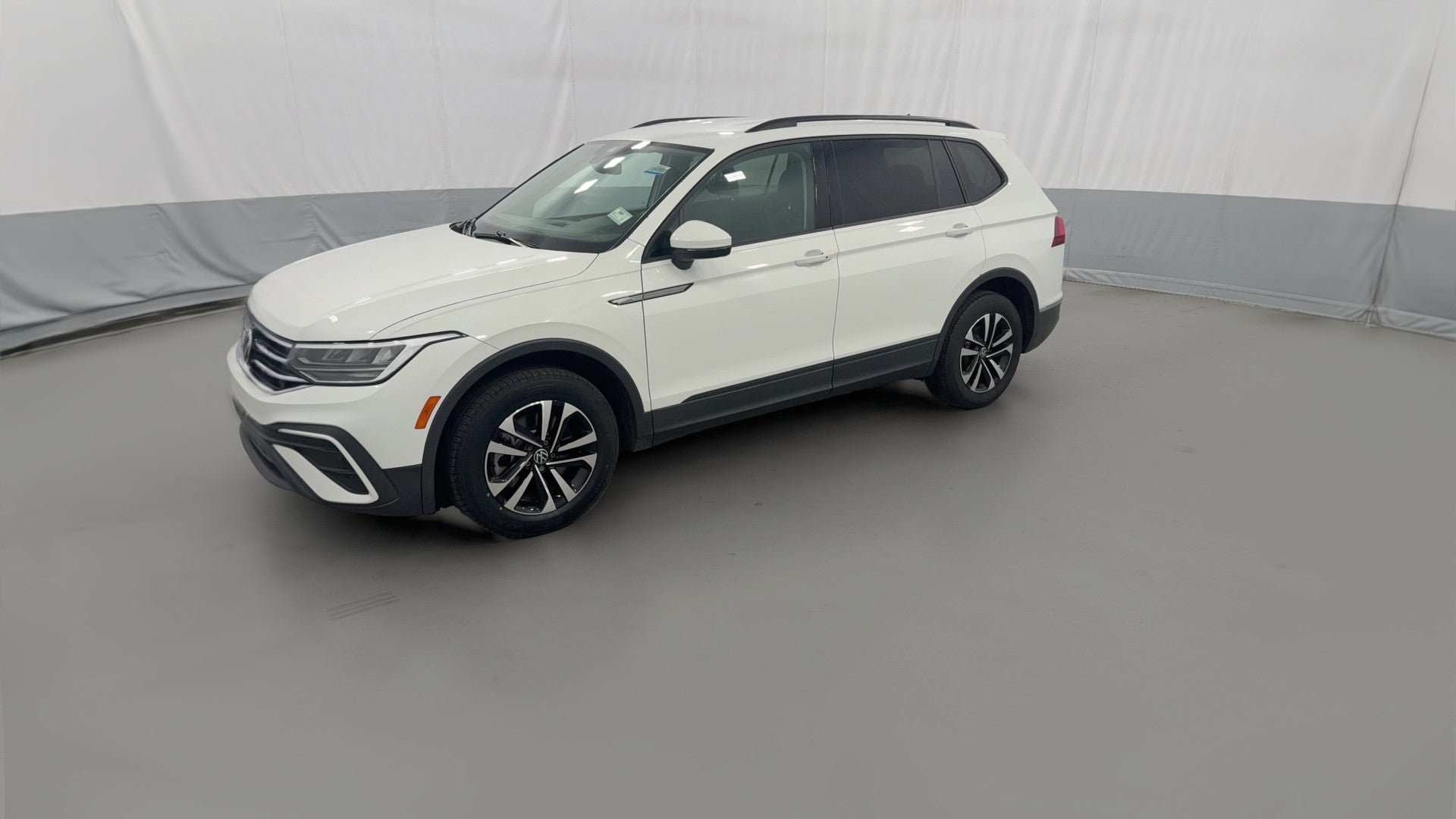 2022 Volkswagen Tiguan vehicle photo