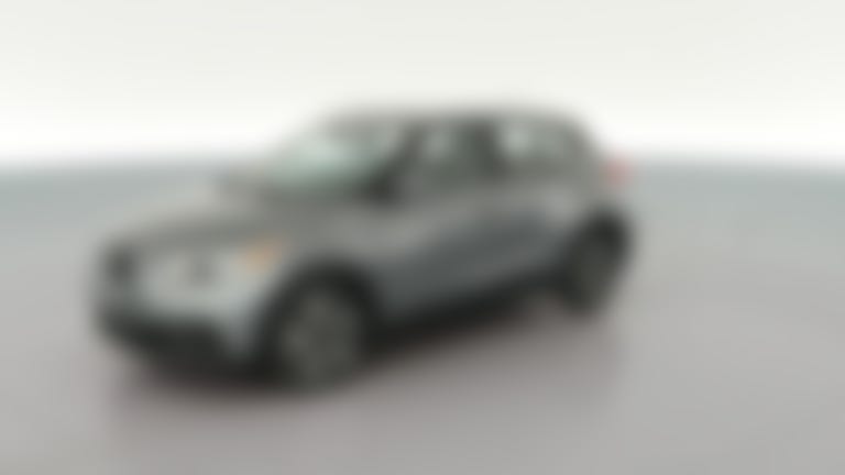 2020 Nissan Kicks vehicle photo
