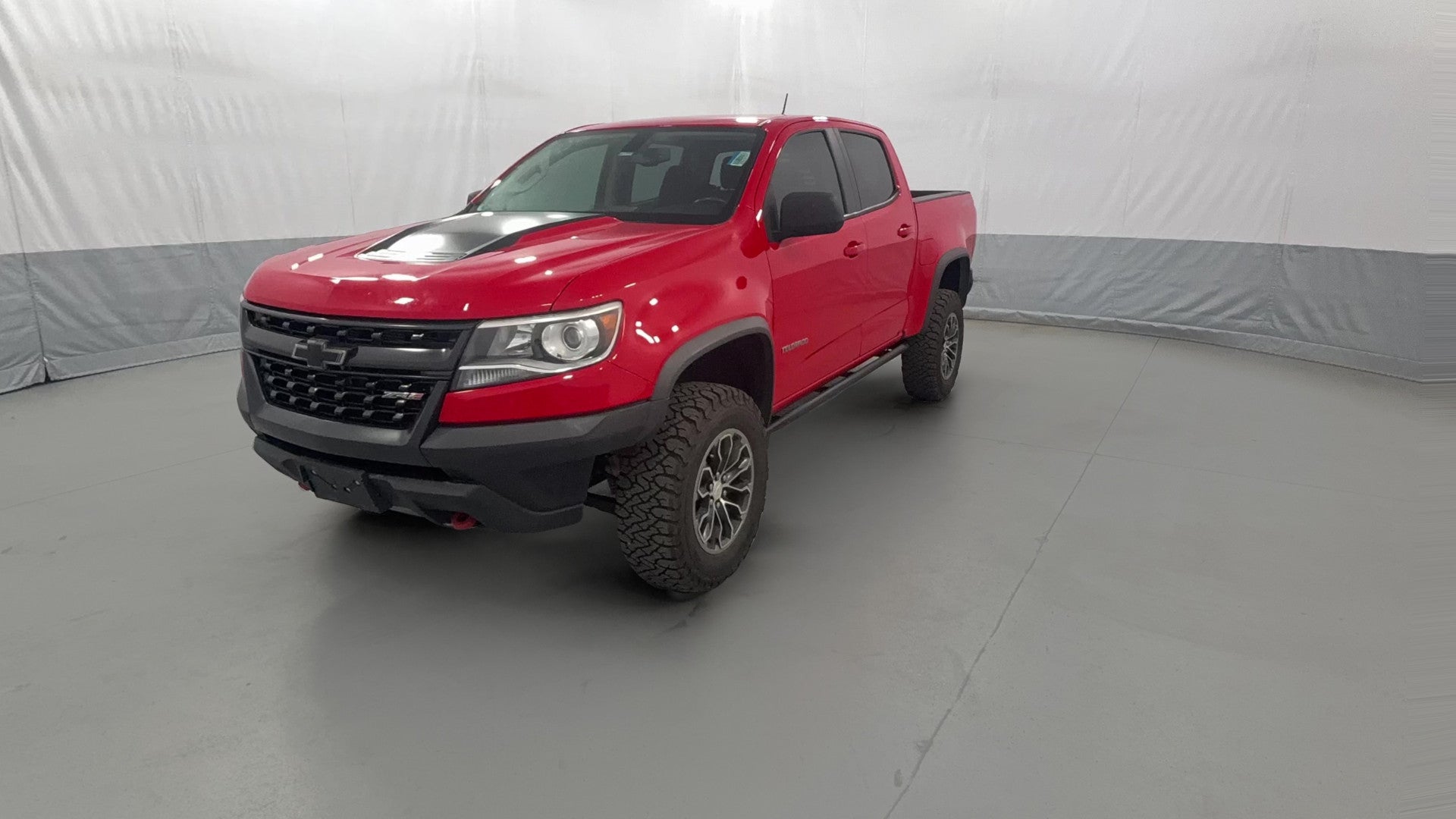 2017 Chevrolet Colorado Crew Cab vehicle photo
