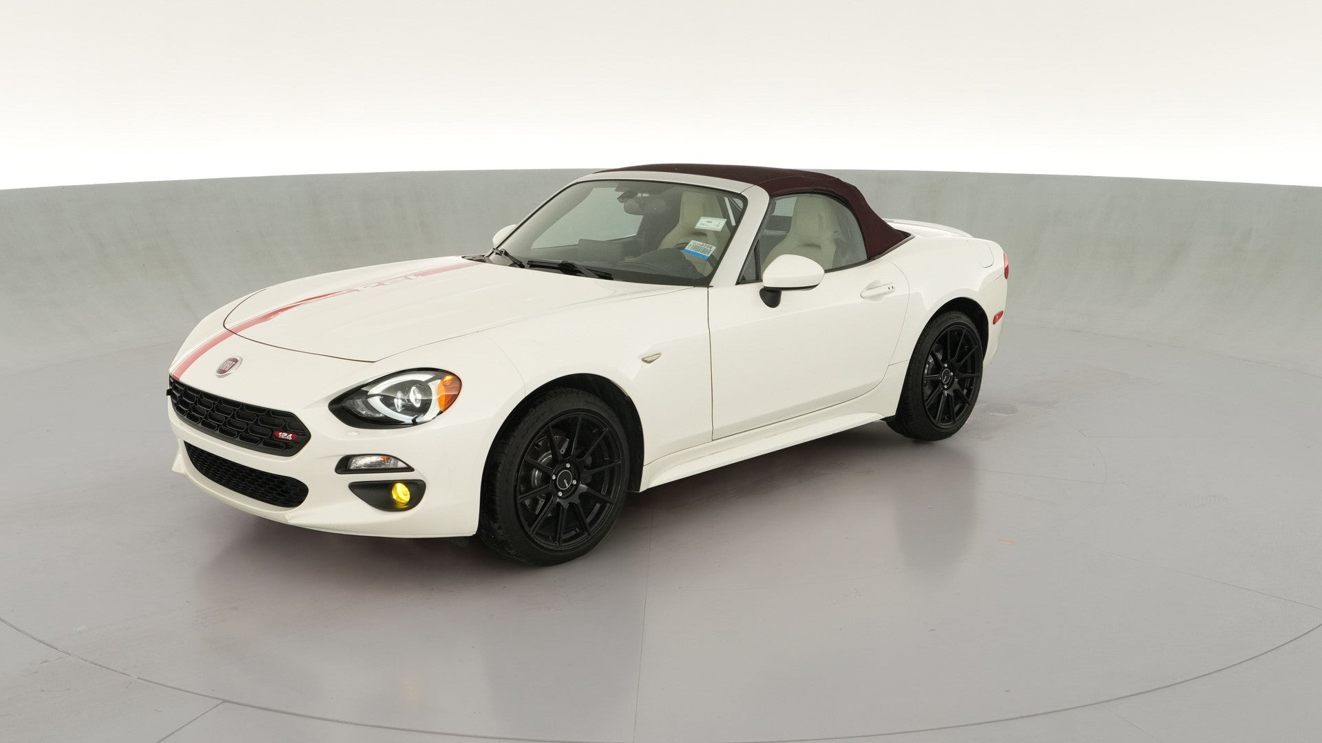 2018 FIAT 124 Spider vehicle photo