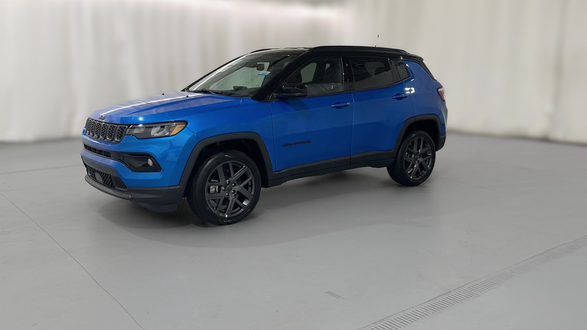 2026 Jeep Compass vehicle photo