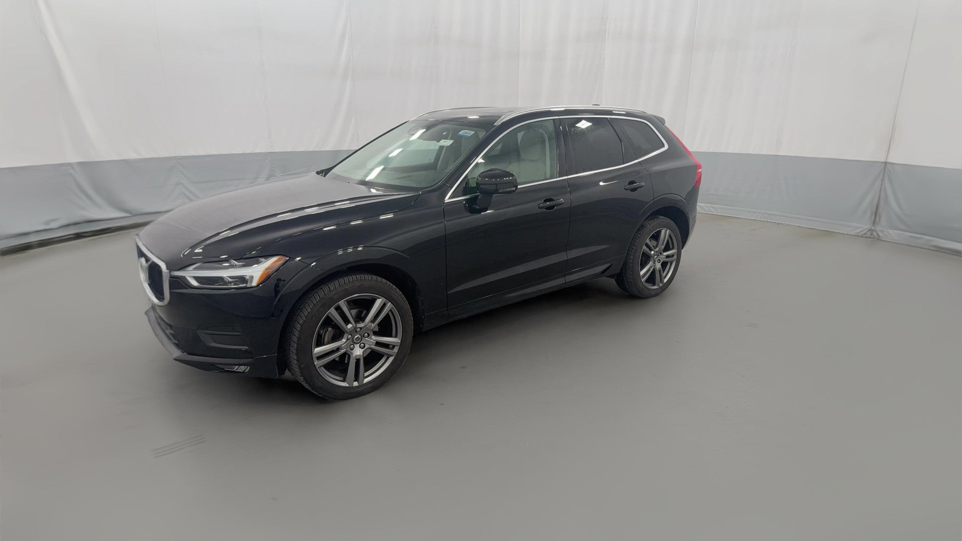 2021 Volvo XC60 vehicle photo