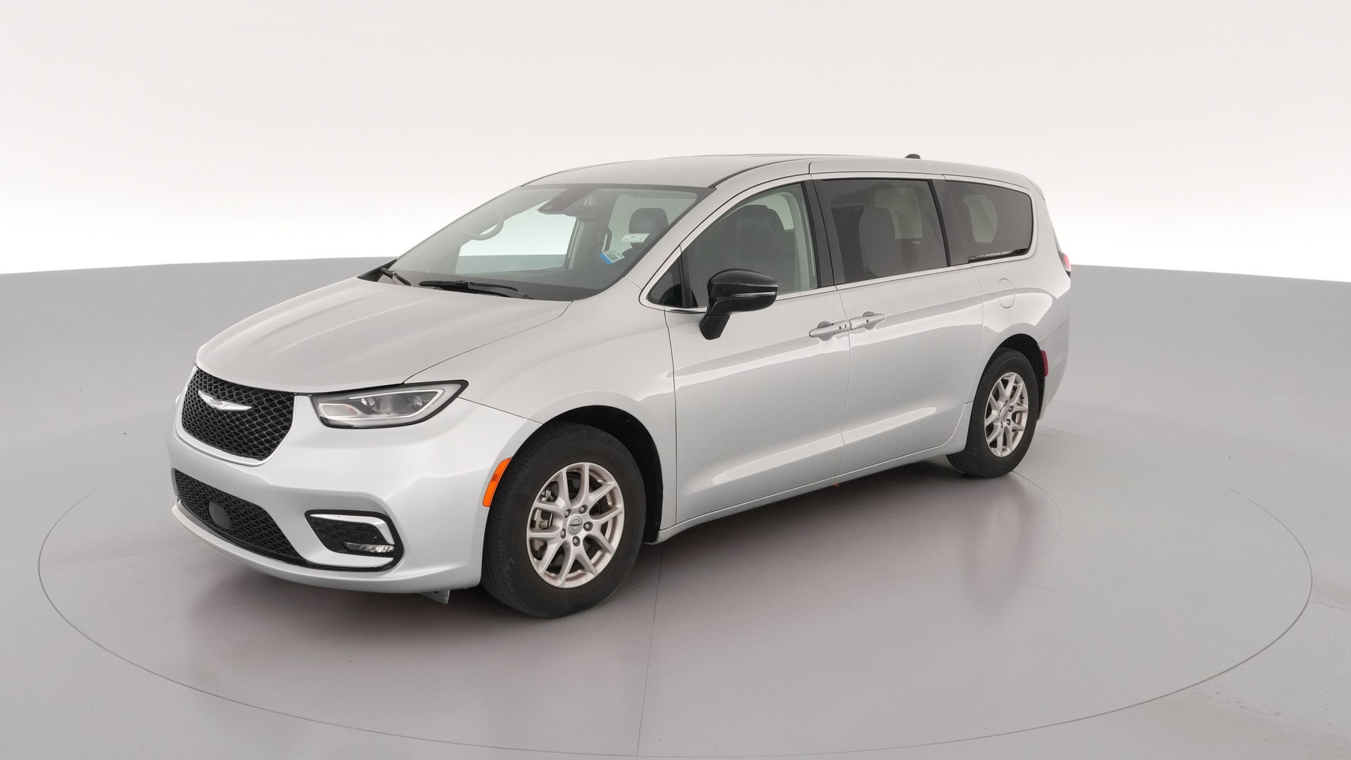 2024 Chrysler Pacifica vehicle photo