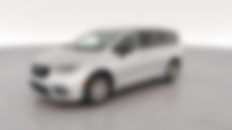 2024 Chrysler Pacifica vehicle photo