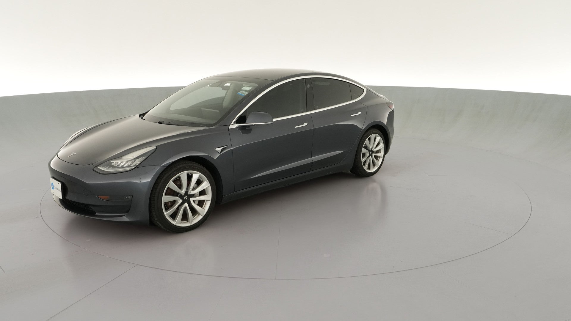 2019 Tesla Model 3 vehicle photo