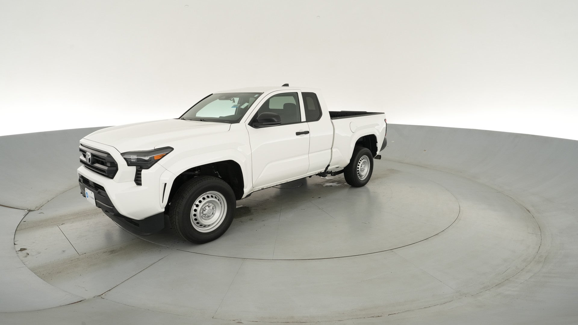 2025 Toyota Tacoma XtraCab vehicle photo