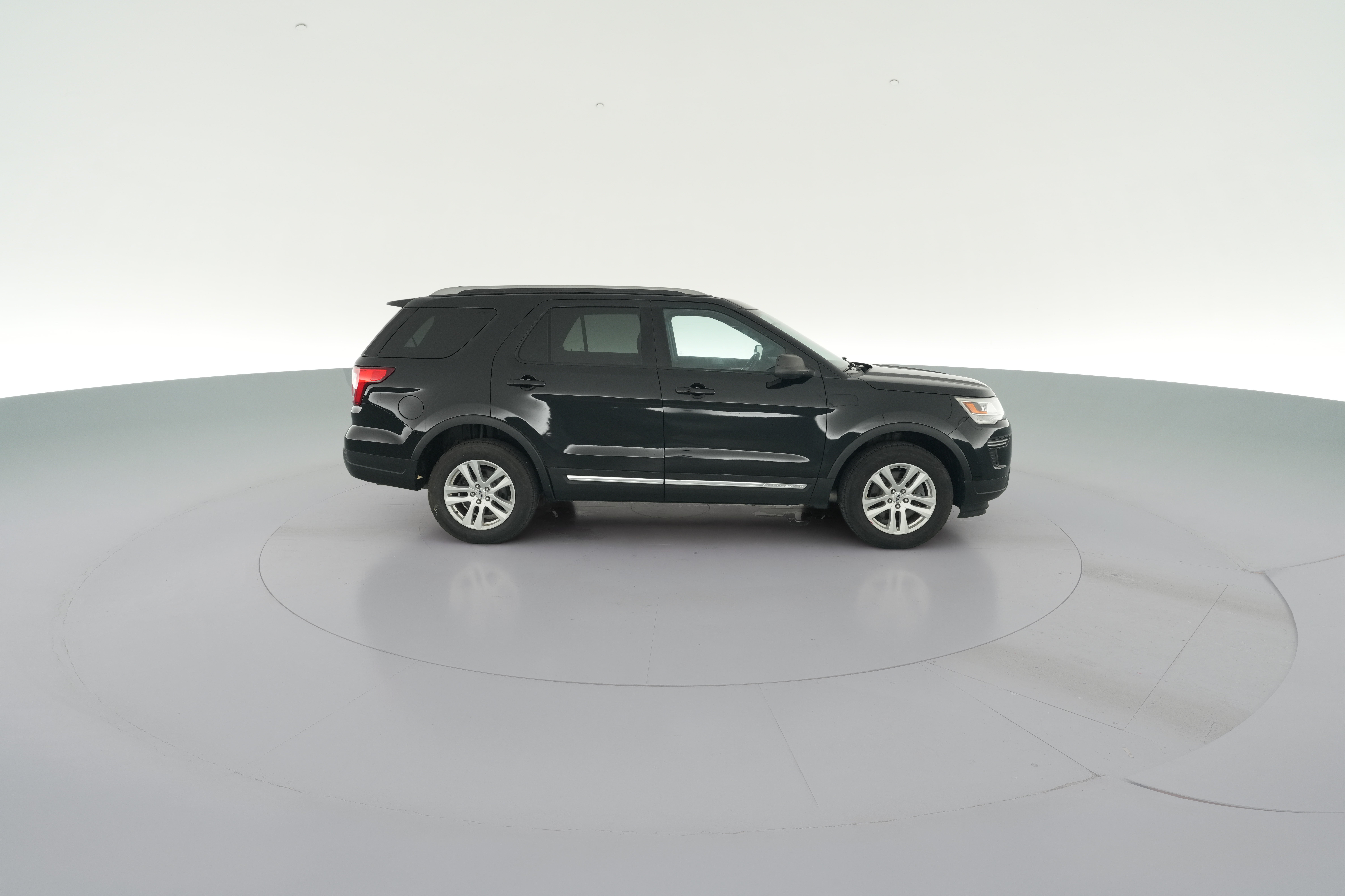 2018 Ford Explorer XLT - Photo 34