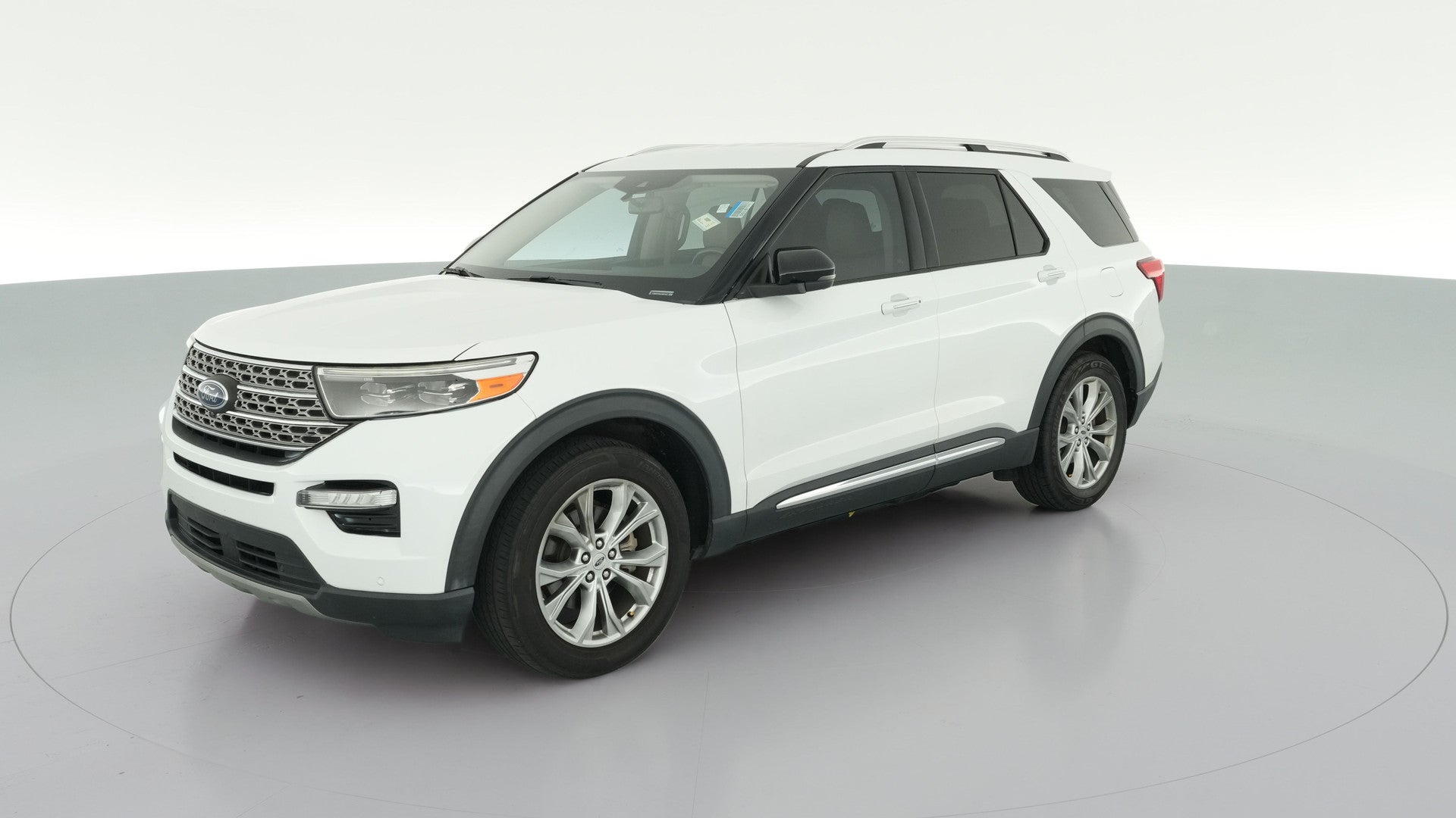 2020 Ford Explorer vehicle photo