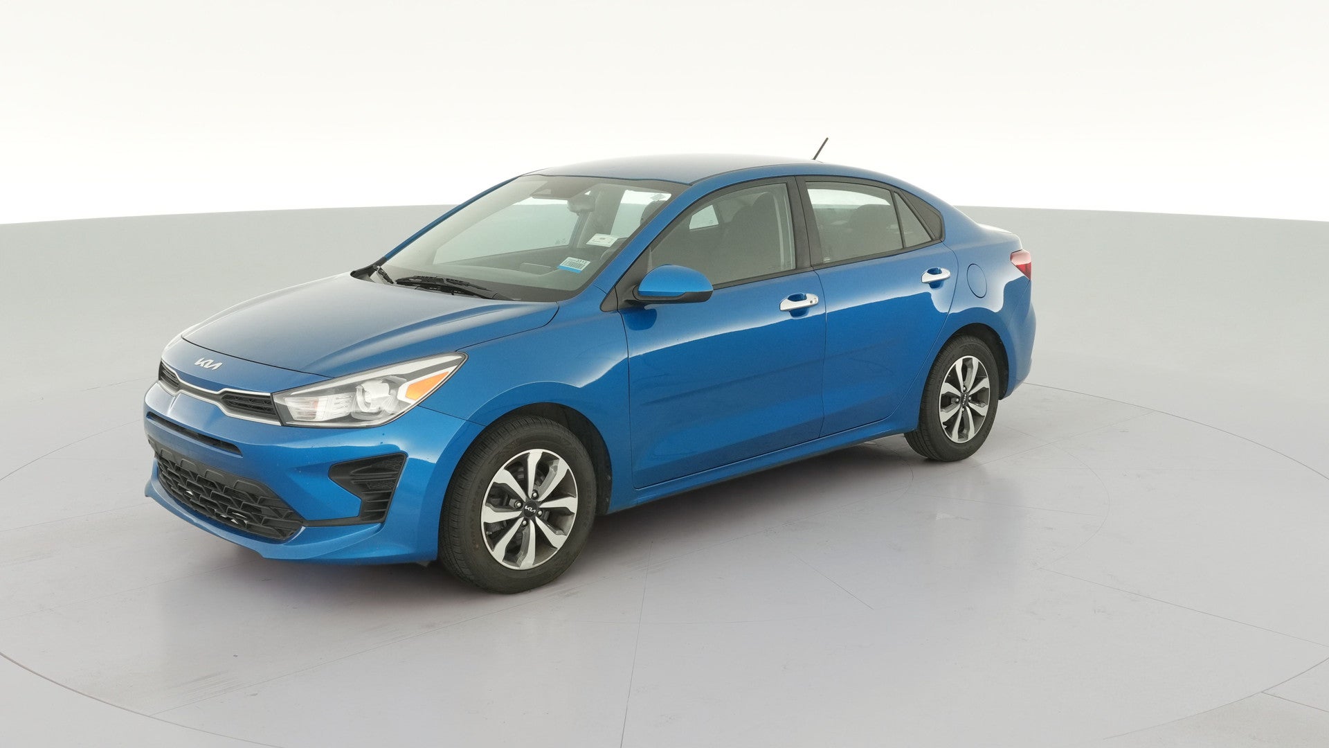 2022 Kia Rio vehicle photo