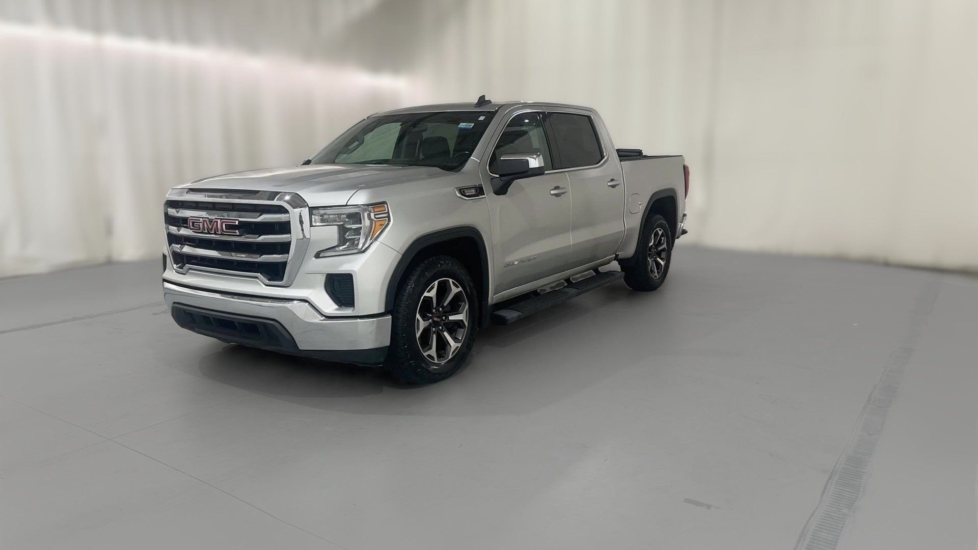 2021 GMC Sierra 1500 Crew Cab vehicle photo