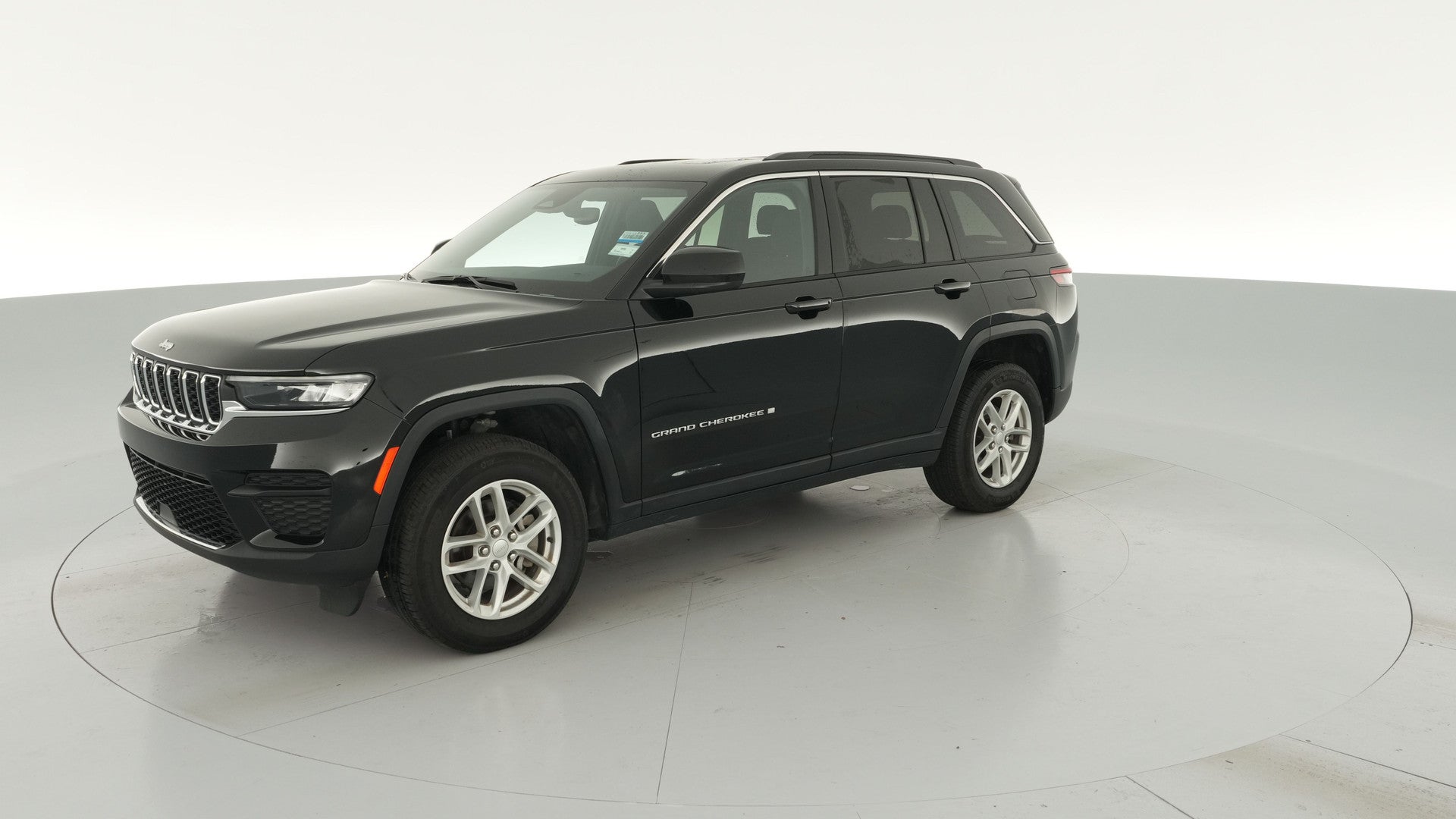 2024 Jeep Grand Cherokee vehicle photo