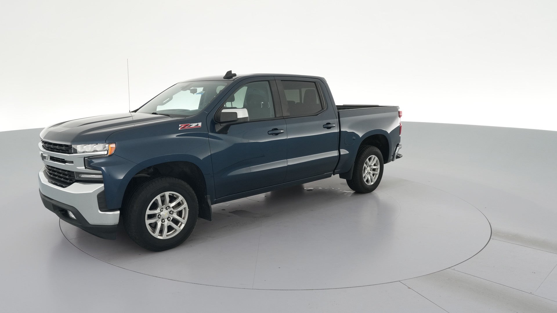 2020 Chevrolet Silverado 1500 Crew Cab vehicle photo