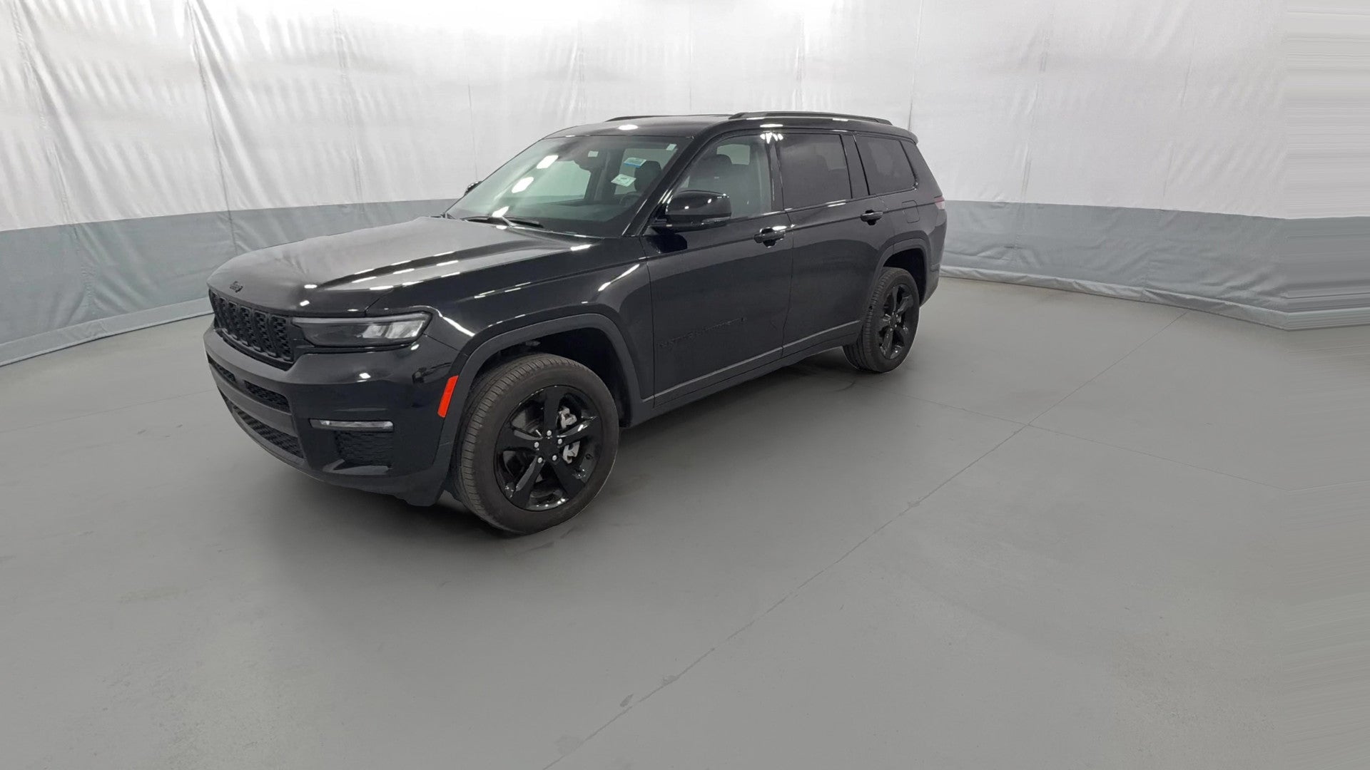 2023 Jeep Grand Cherokee L vehicle photo