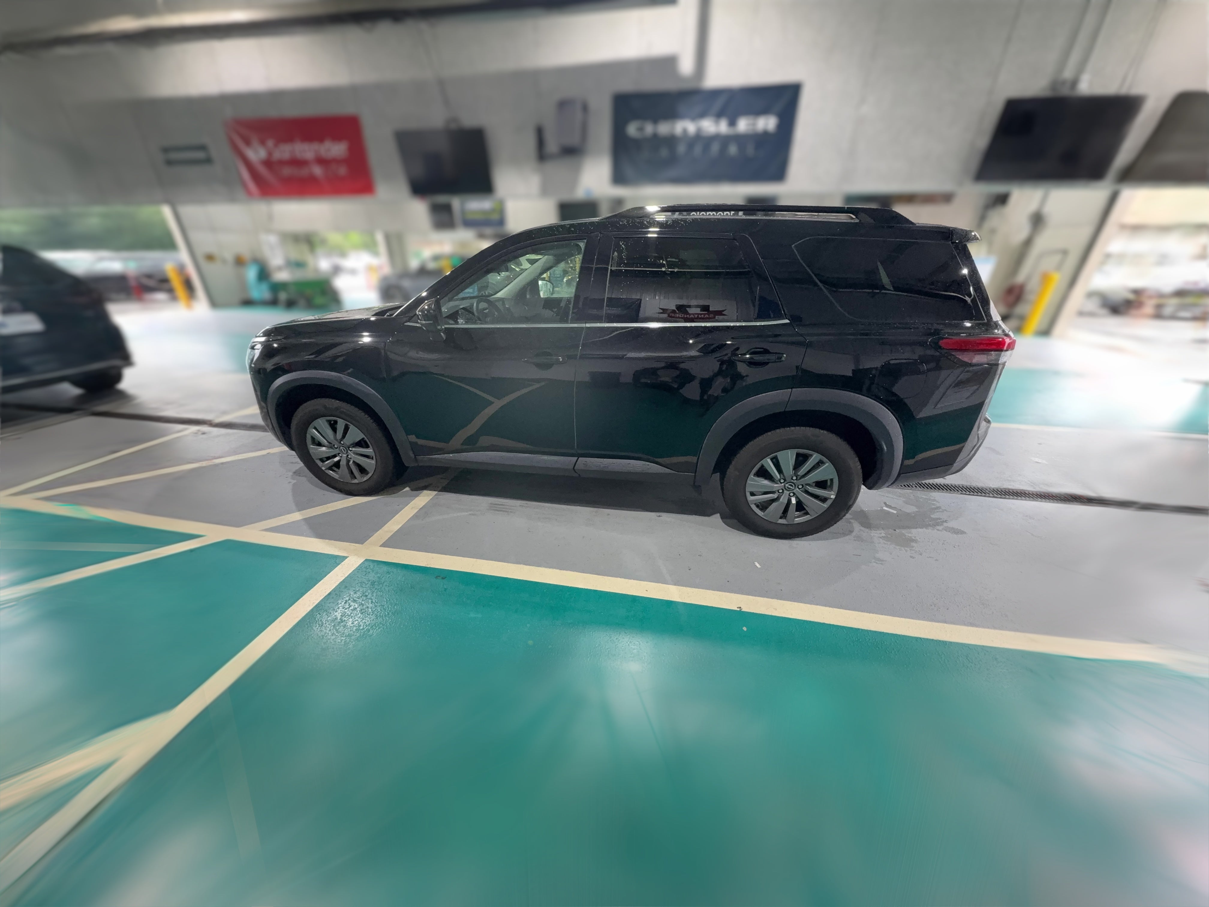 2025 Nissan Pathfinder SV - Photo 33
