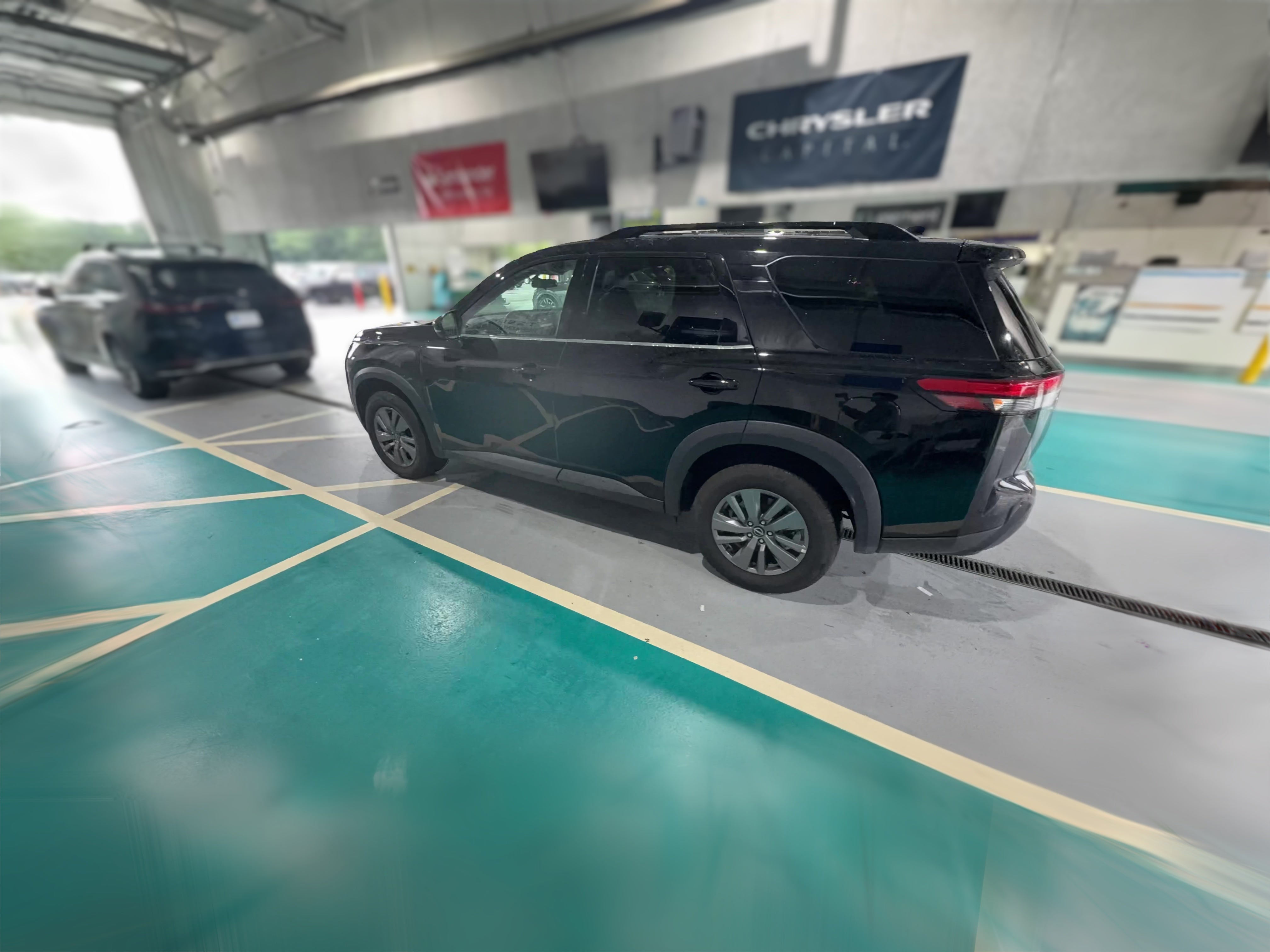 2025 Nissan Pathfinder SV - Photo 34
