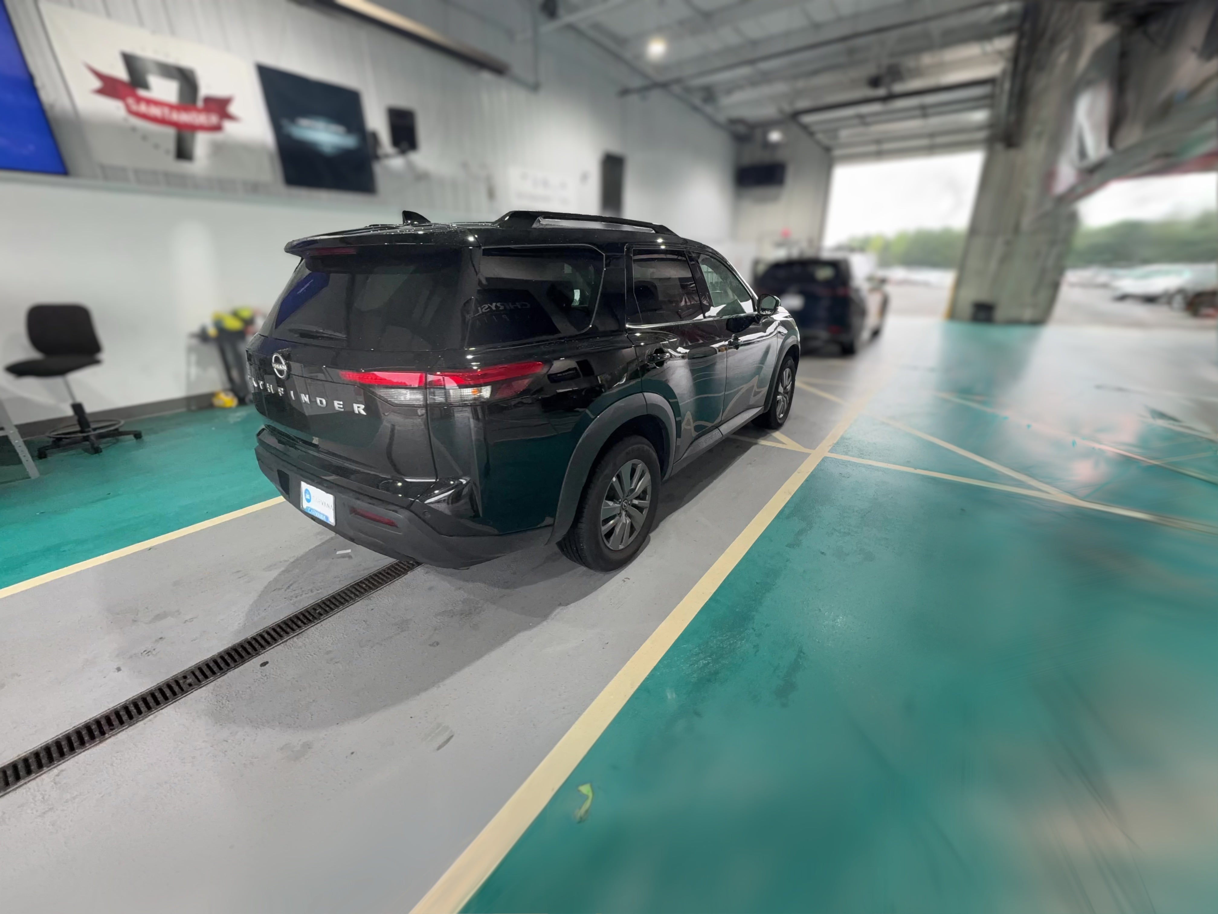 2025 Nissan Pathfinder SV - Photo 39