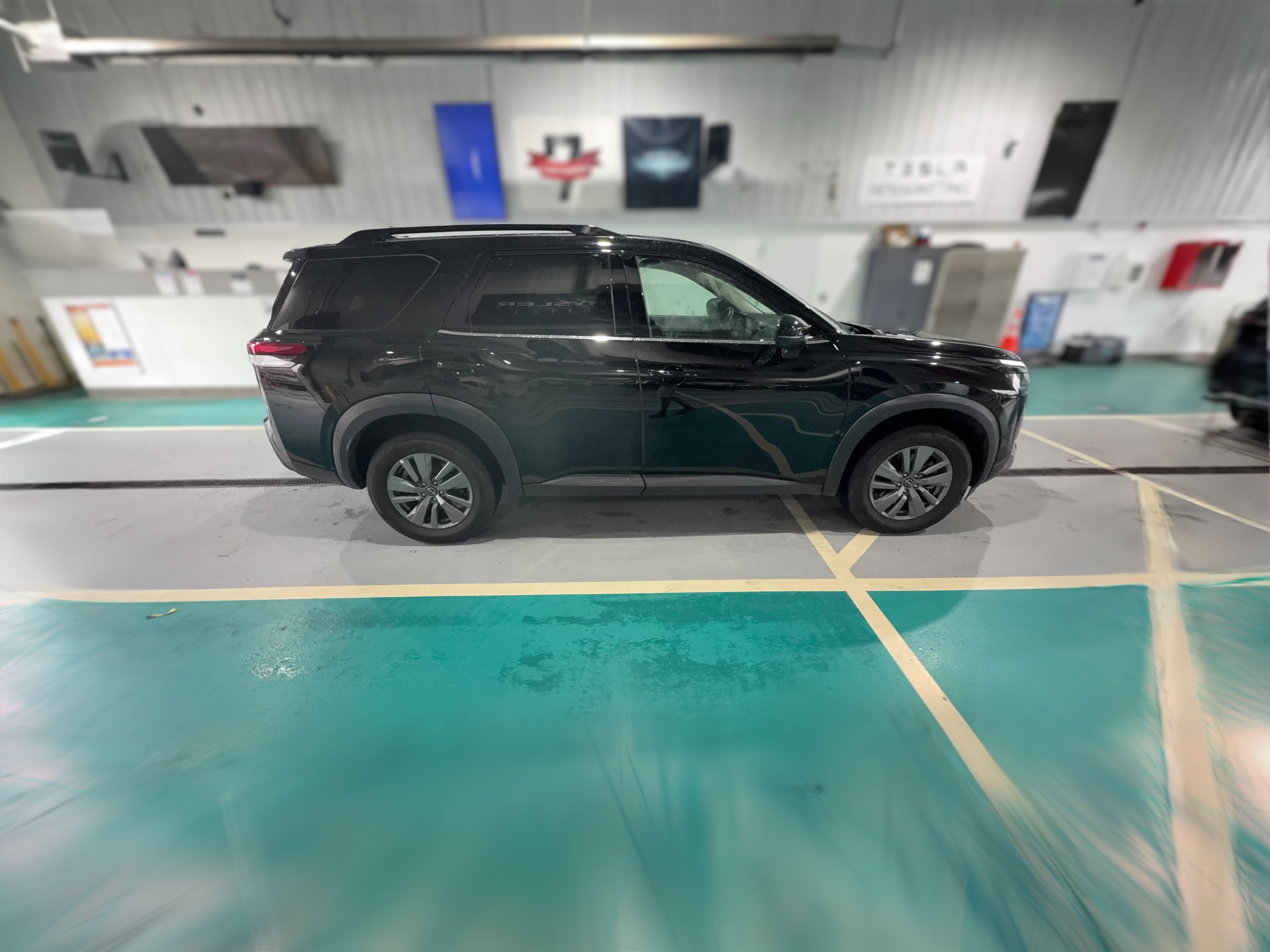 2025 Nissan Pathfinder SV - Photo 41