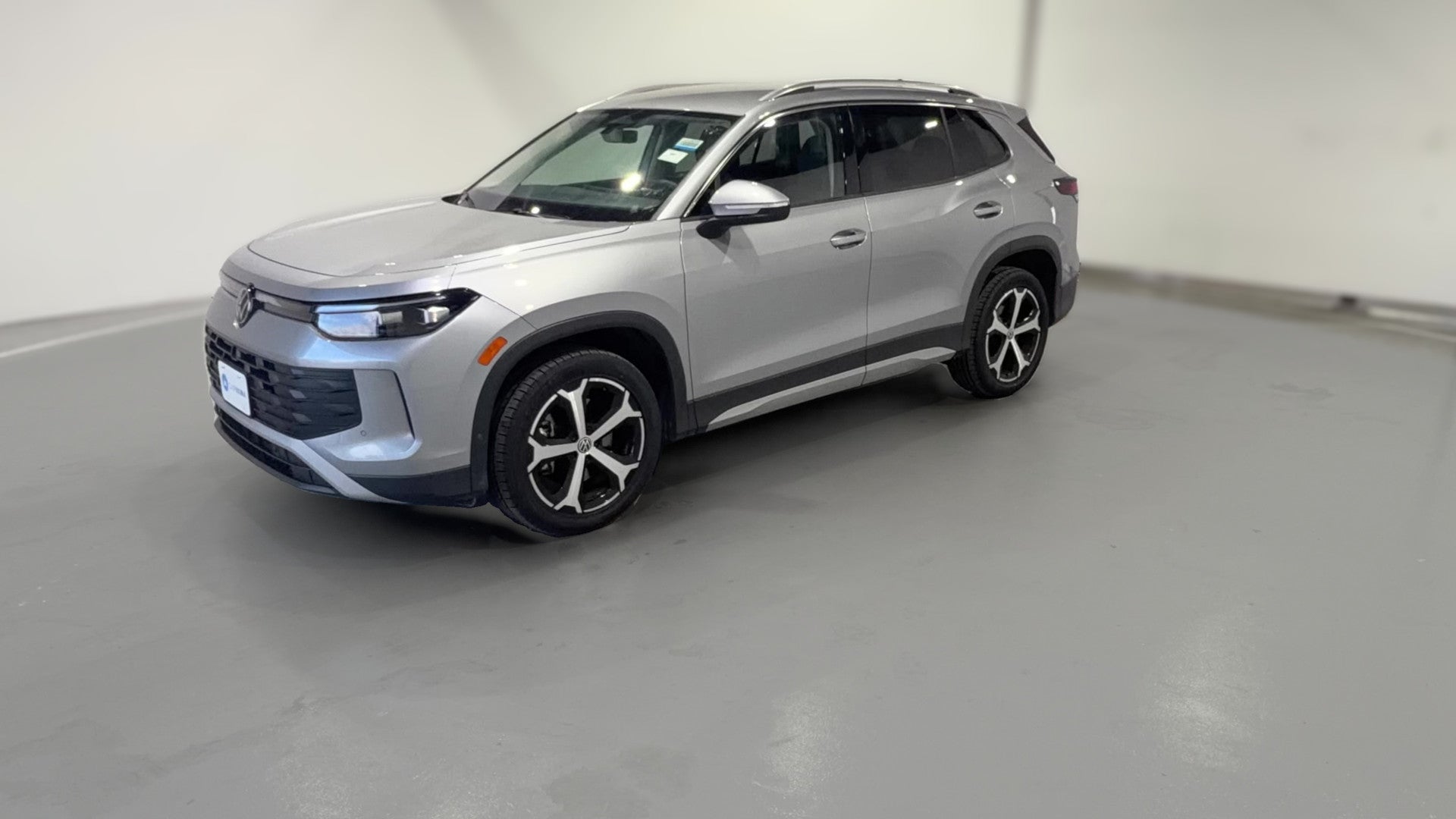 2026 Volkswagen Tiguan vehicle photo