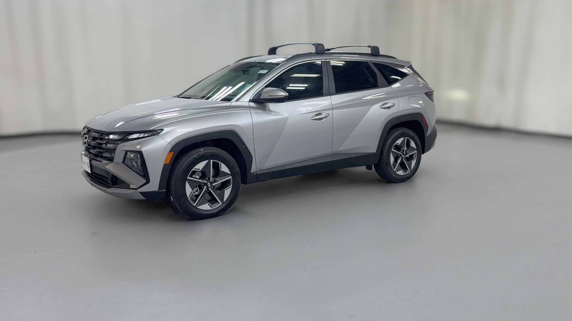 2026 Hyundai Tucson Hybrid vehicle photo