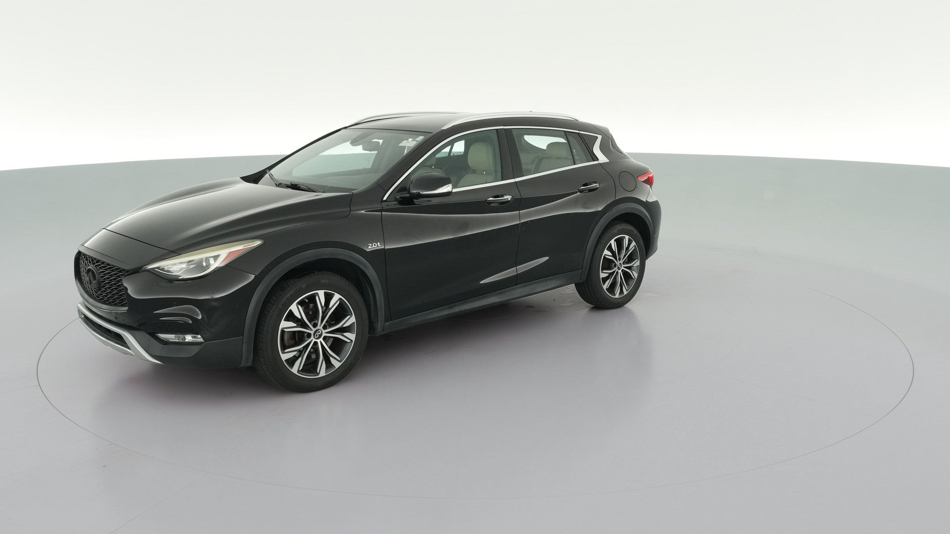 2017 INFINITI QX30 vehicle photo
