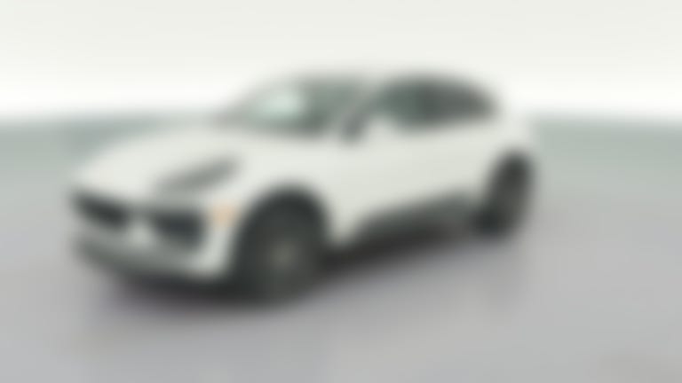 2023 Porsche Macan vehicle photo