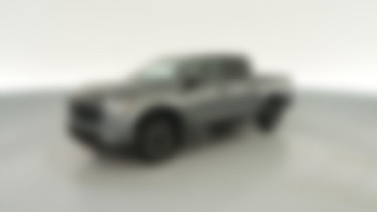 2021 Nissan Titan Crew Cab vehicle photo