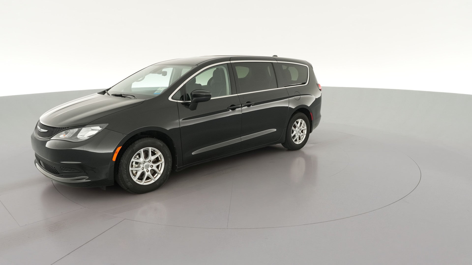 2024 Chrysler Voyager vehicle photo