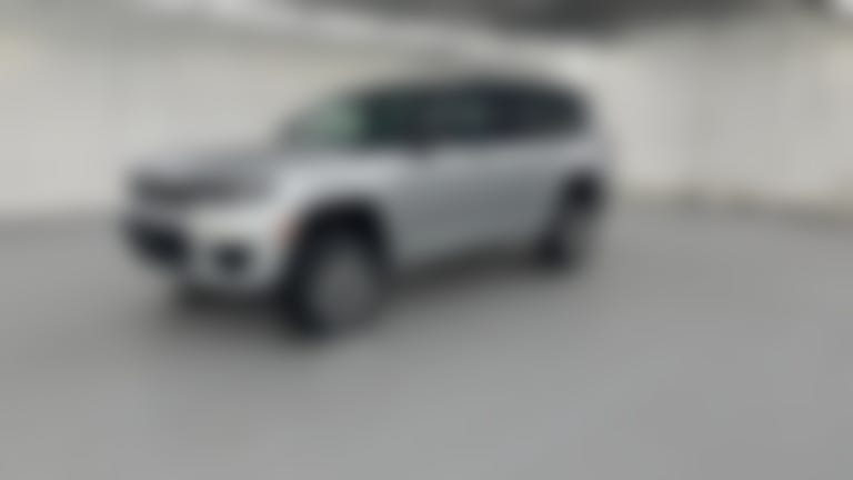 2025 Jeep Grand Cherokee L vehicle photo