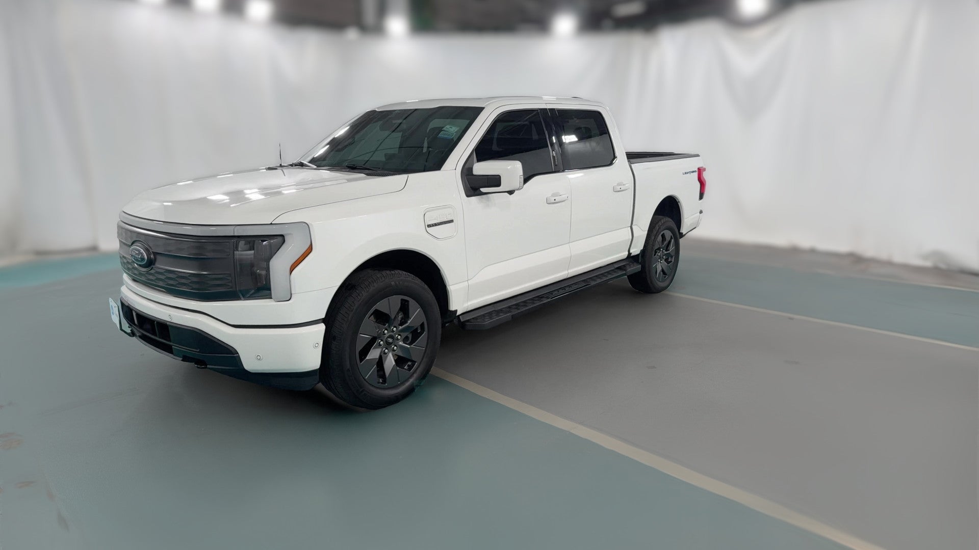 2022 Ford F150 Lightning vehicle photo