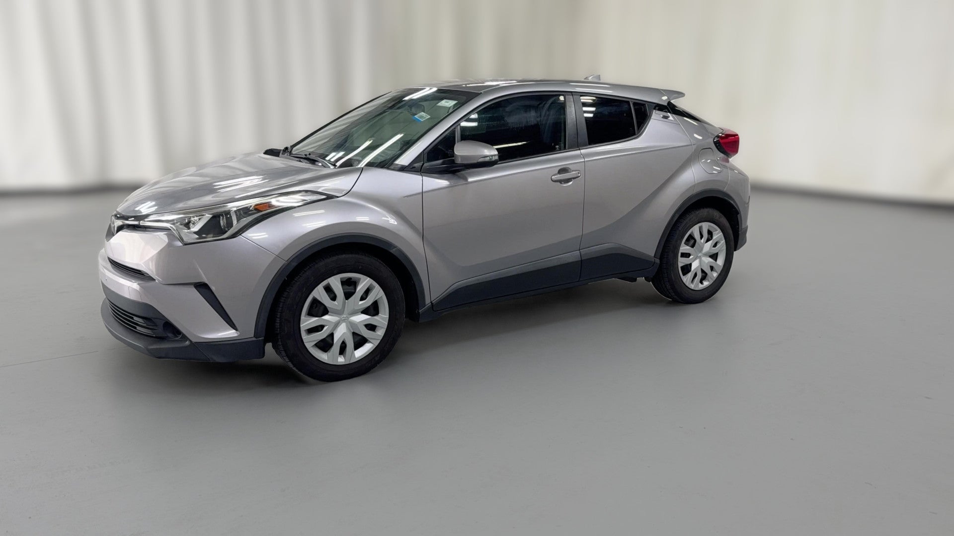 2019 Toyota C-HR vehicle photo