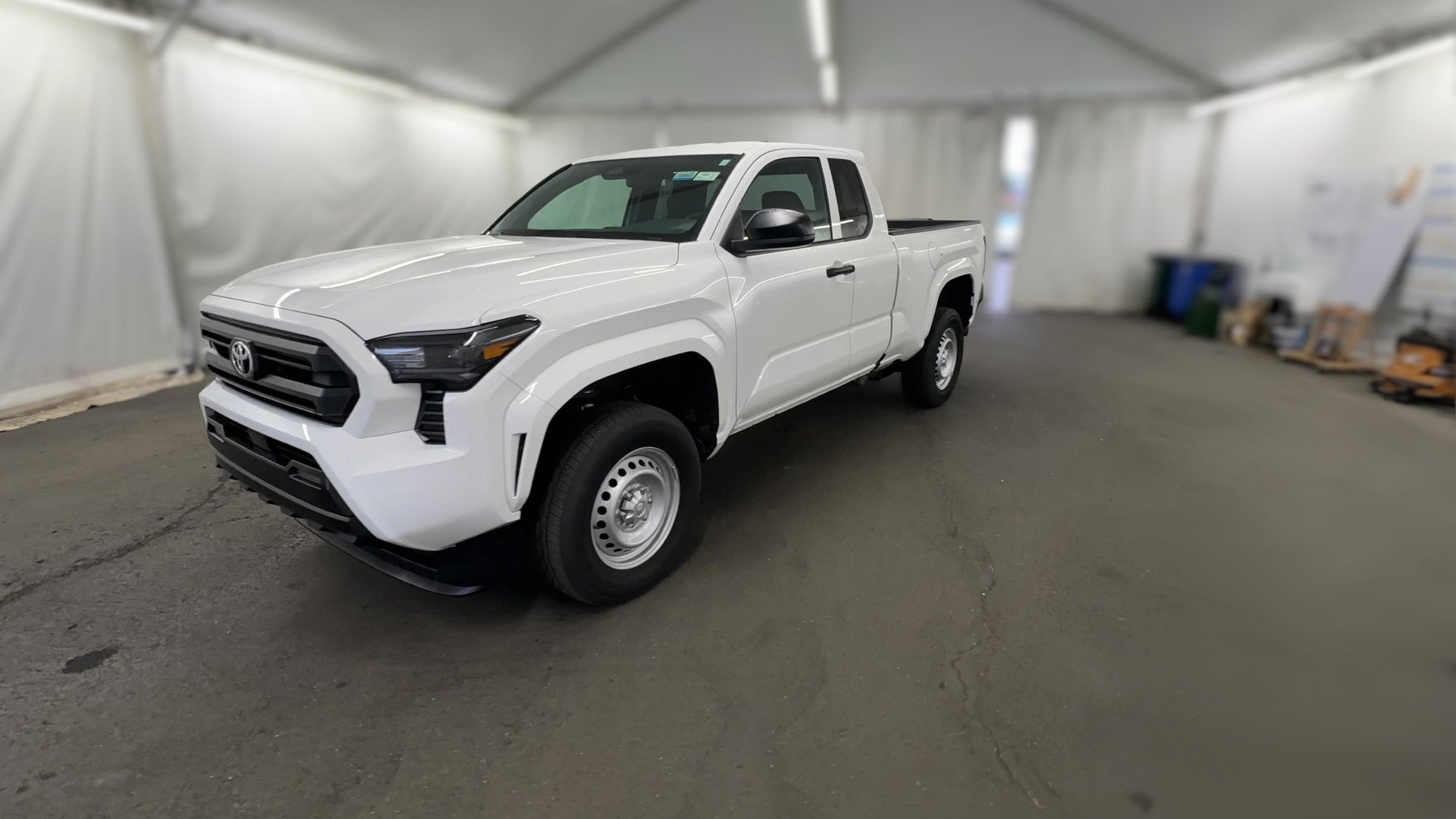 2025 Toyota Tacoma XtraCab vehicle photo